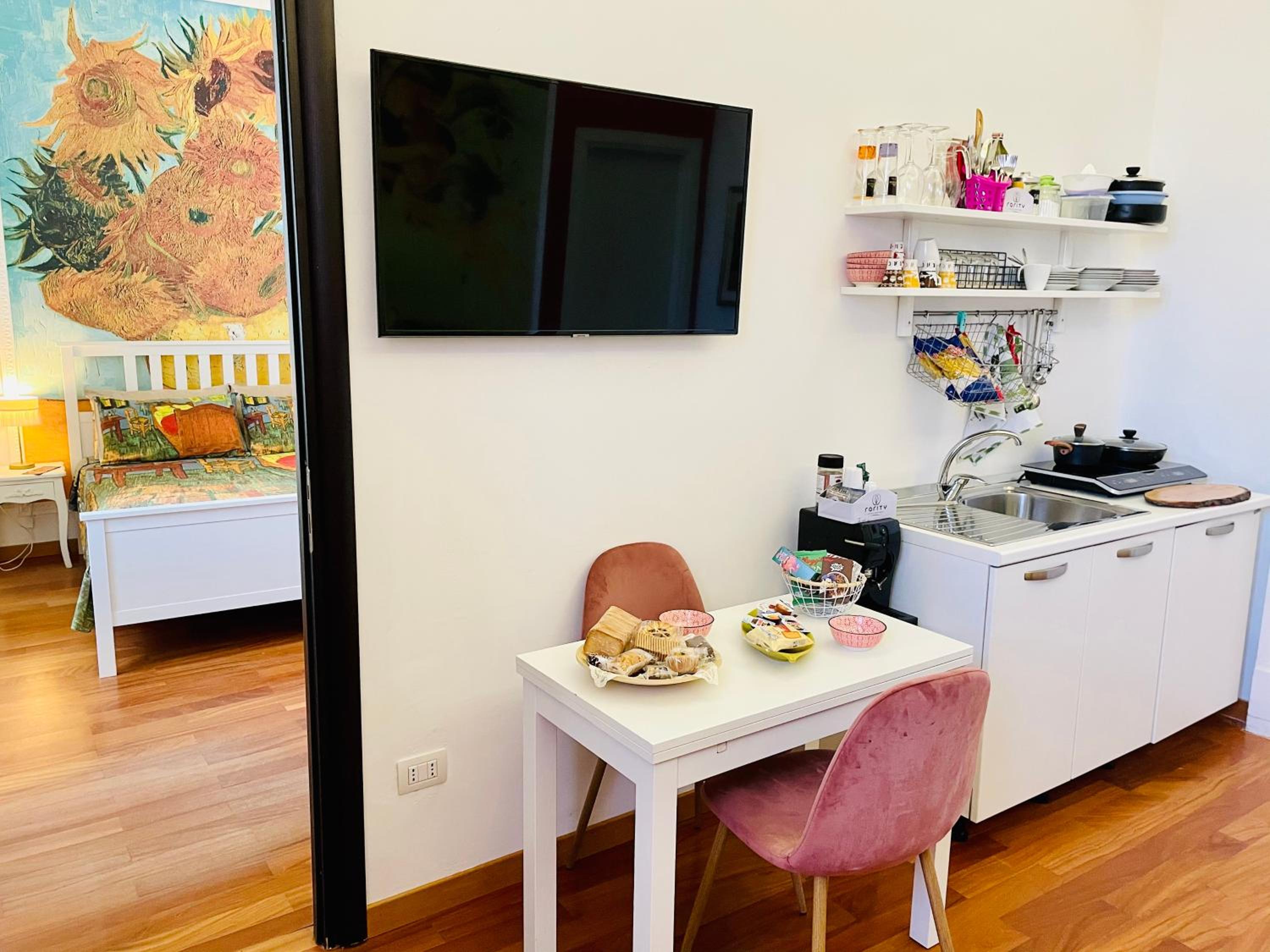 RarityArt GuestHouse