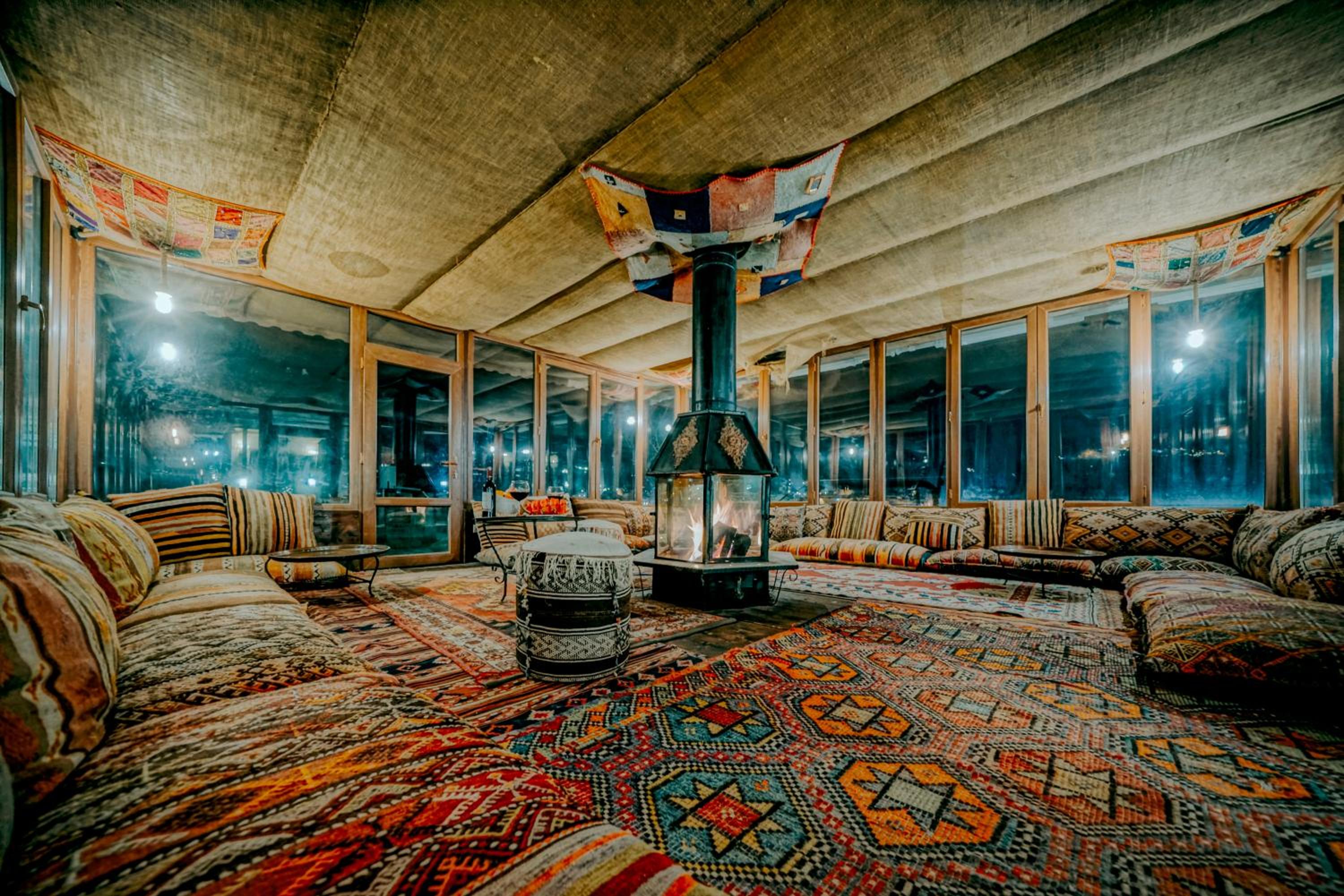 Elysee Cave House - Image 7