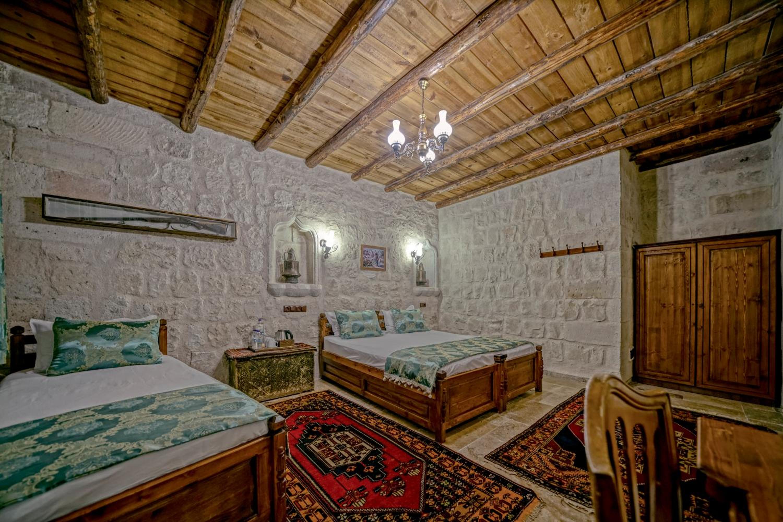 Elysee Cave House - Image 137