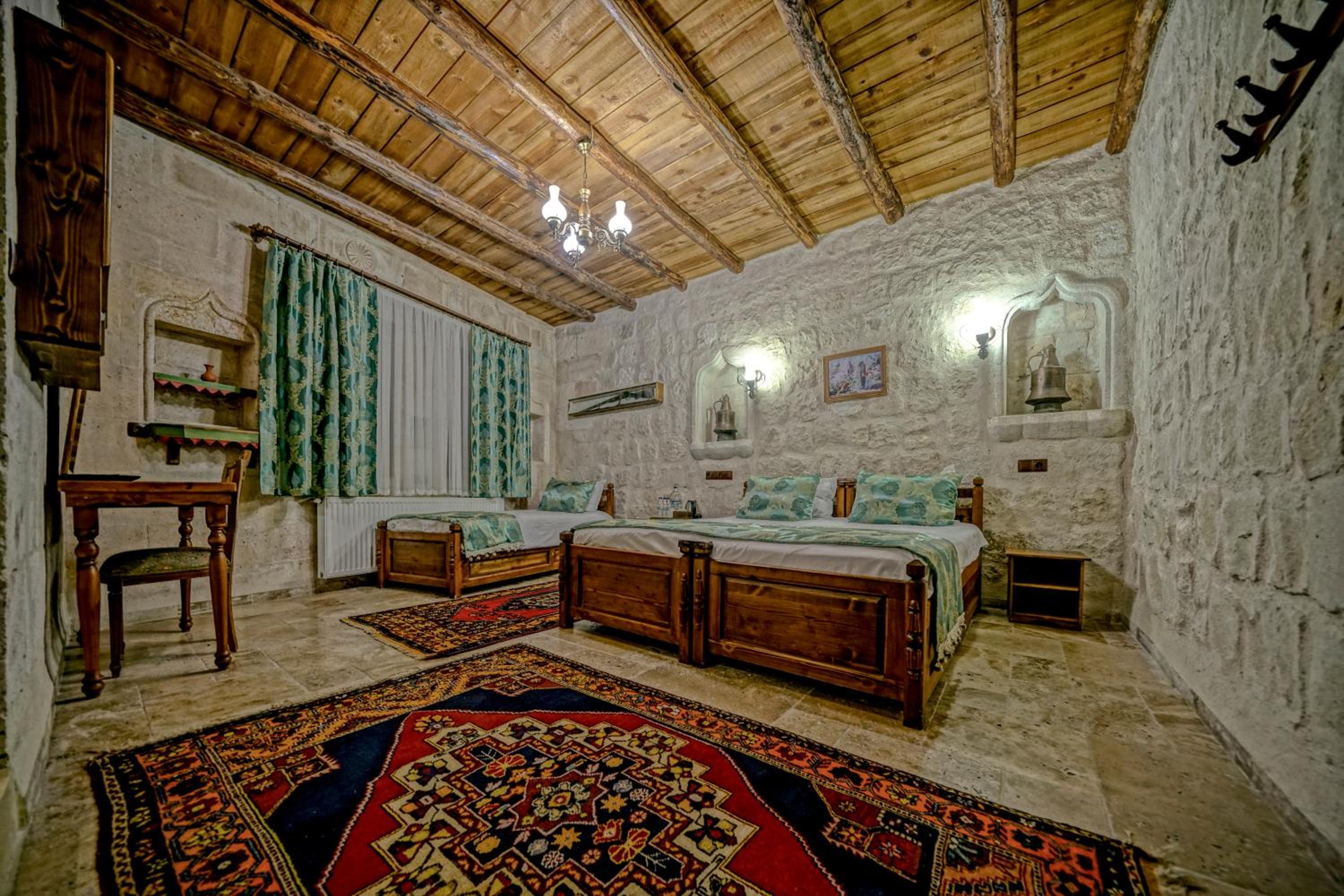 Elysee Cave House - Image 139