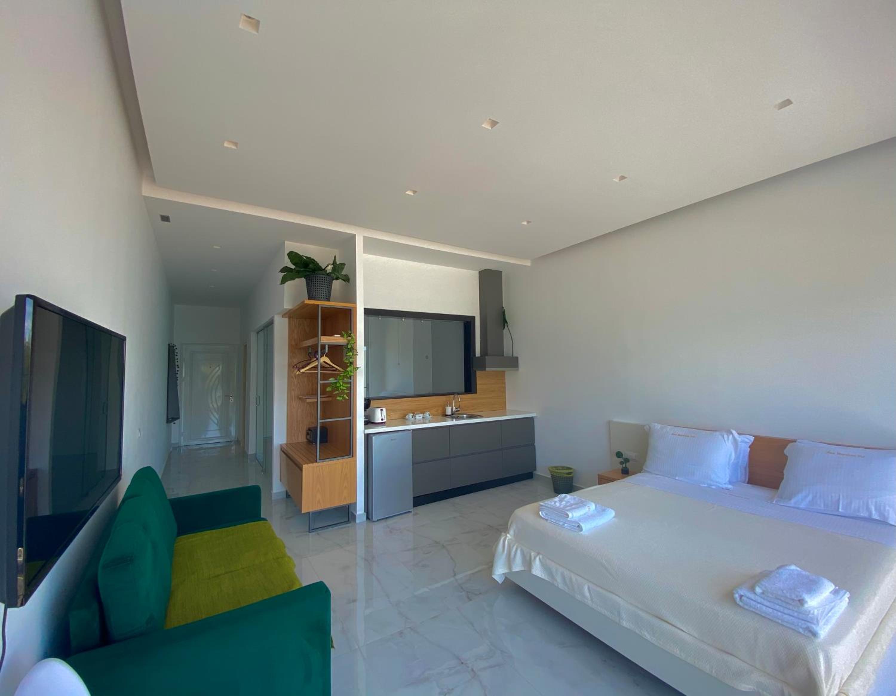 Sea Horizon Vsl Suites & Apartments