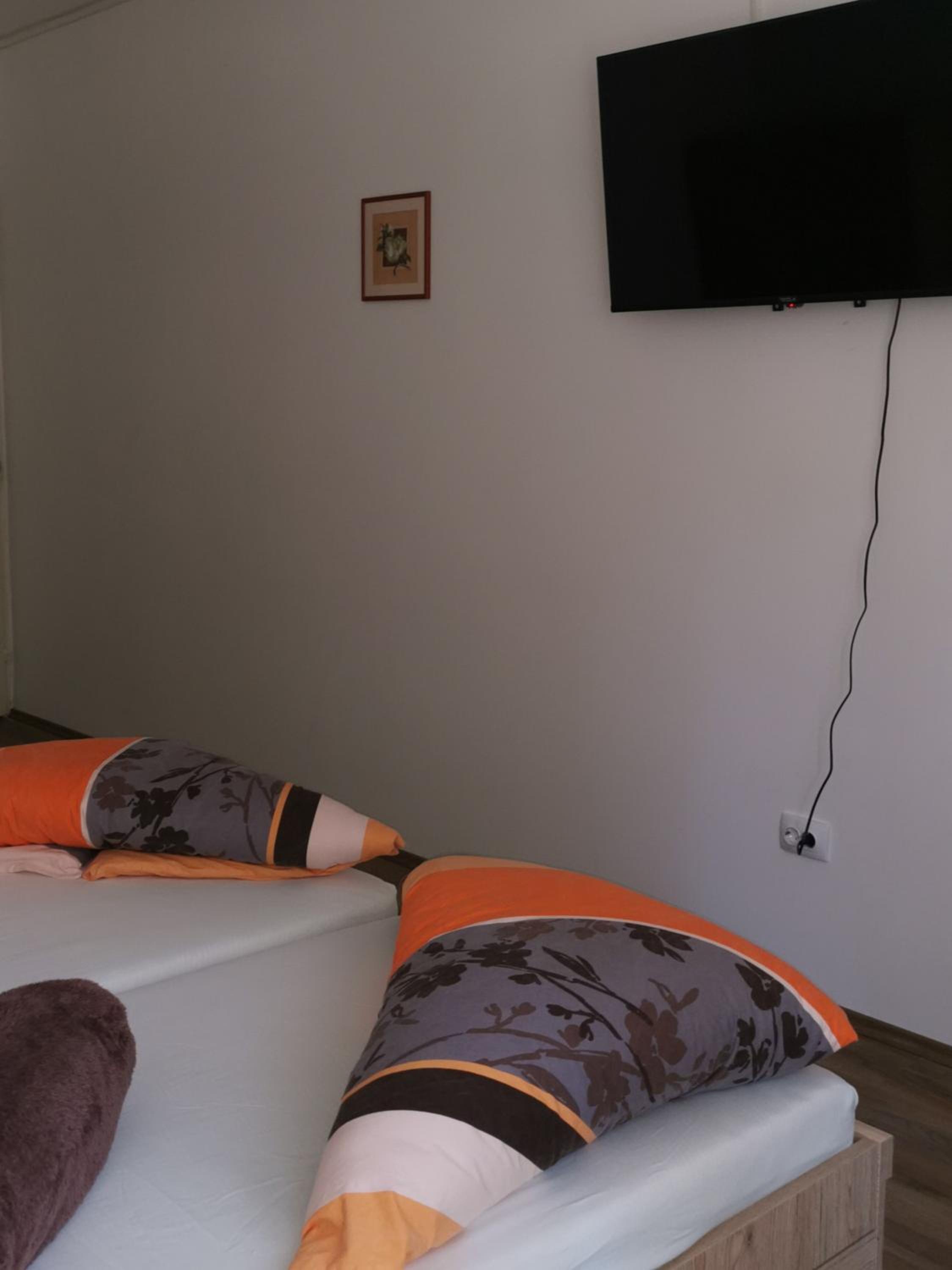 Photo 35