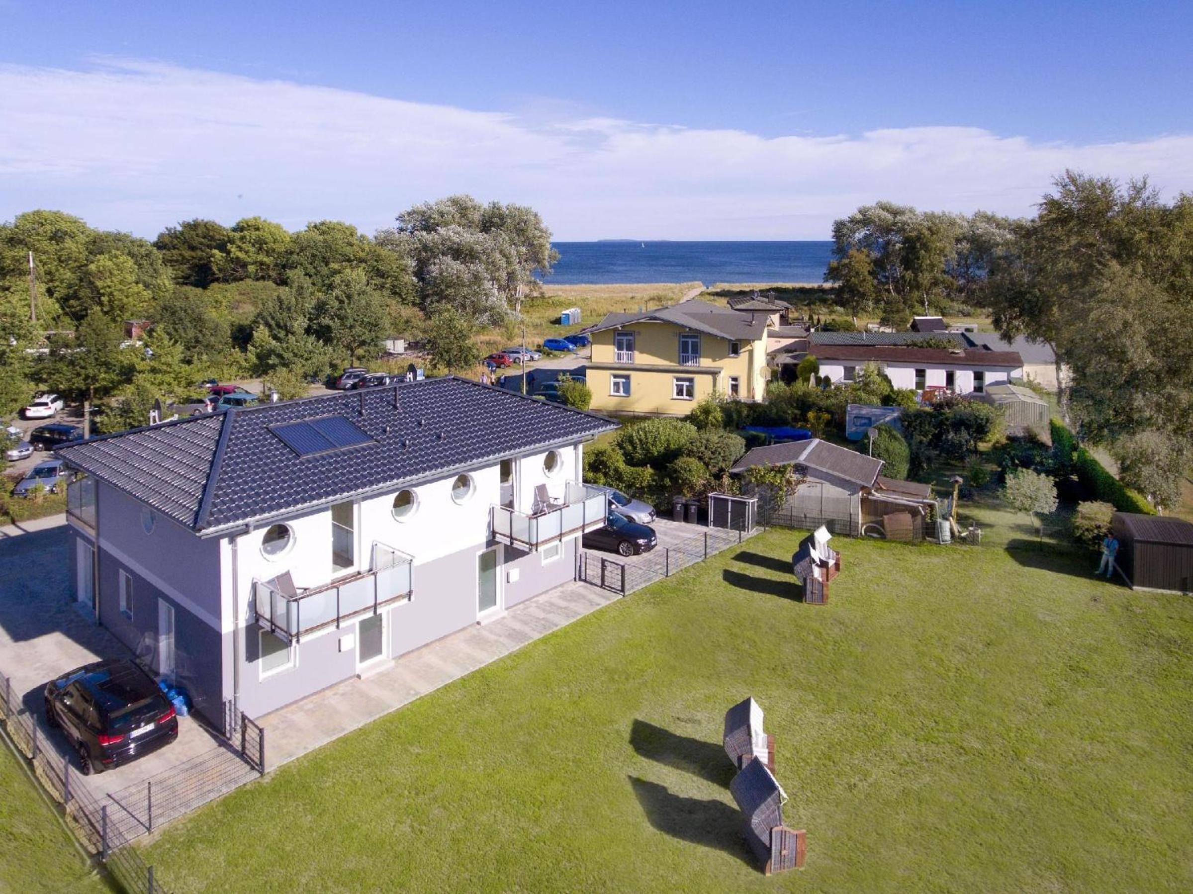 Ruegen-Beach-House-Haus-Schostek