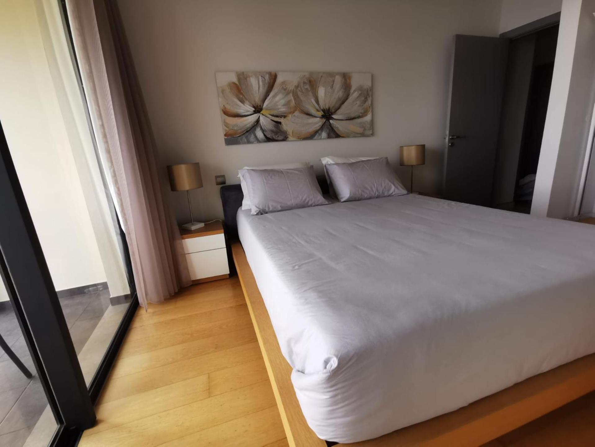 Sun Island Apartments view 2