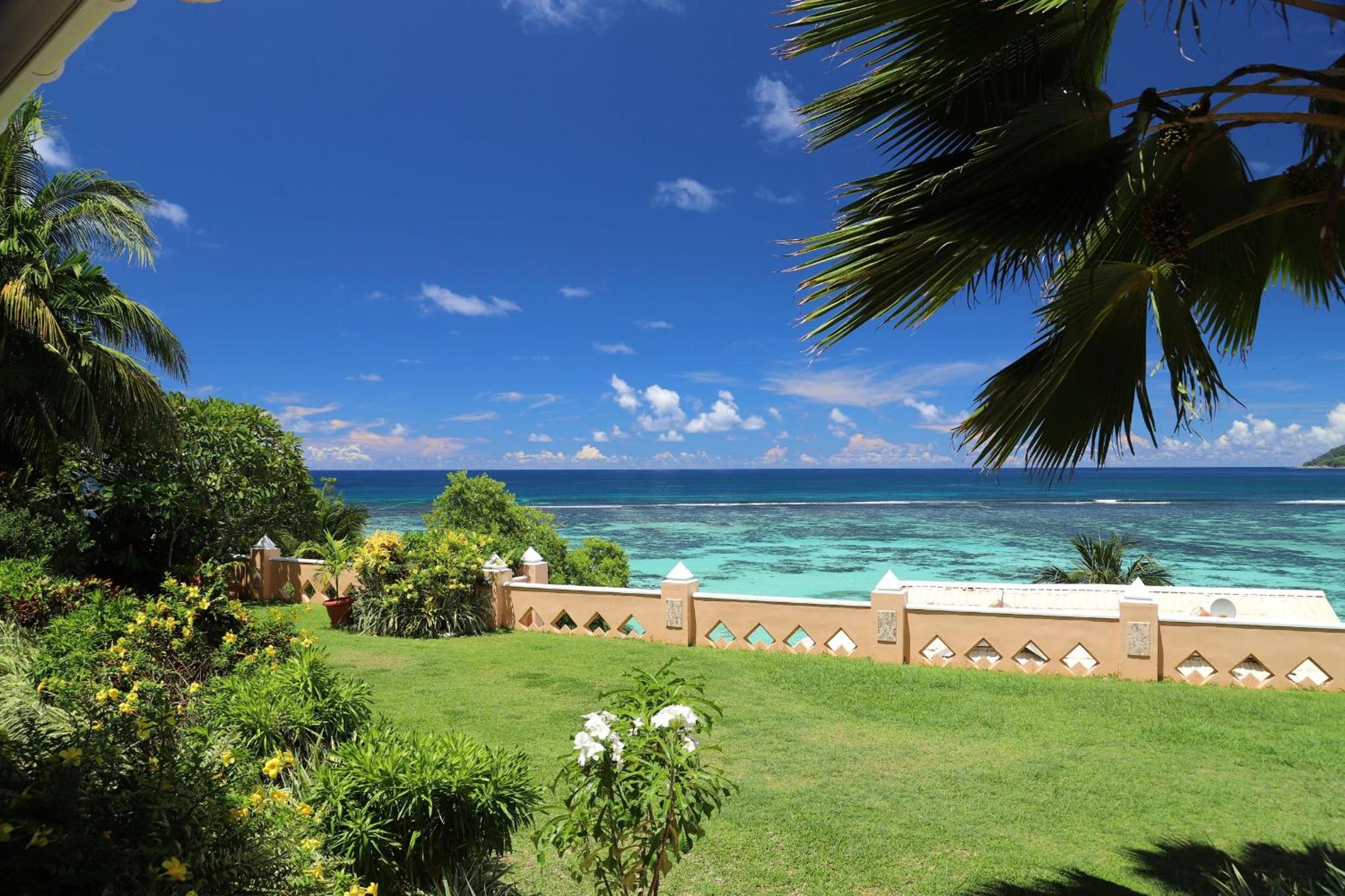 Au Fond De Mer View