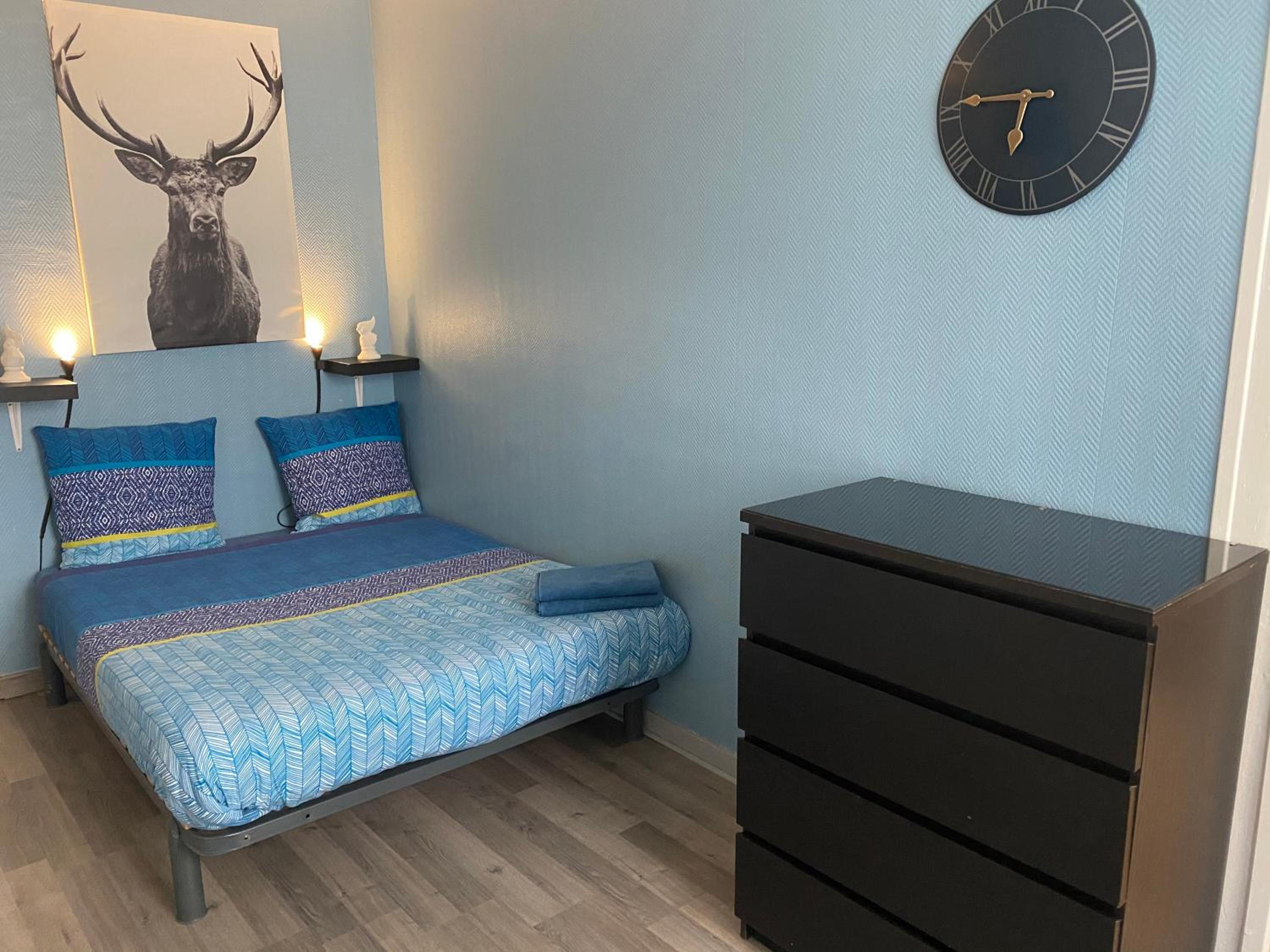 010 CHIC & COSY F1 29m2 HYPERCENTRE WIFI SMART TV NETFLIX
