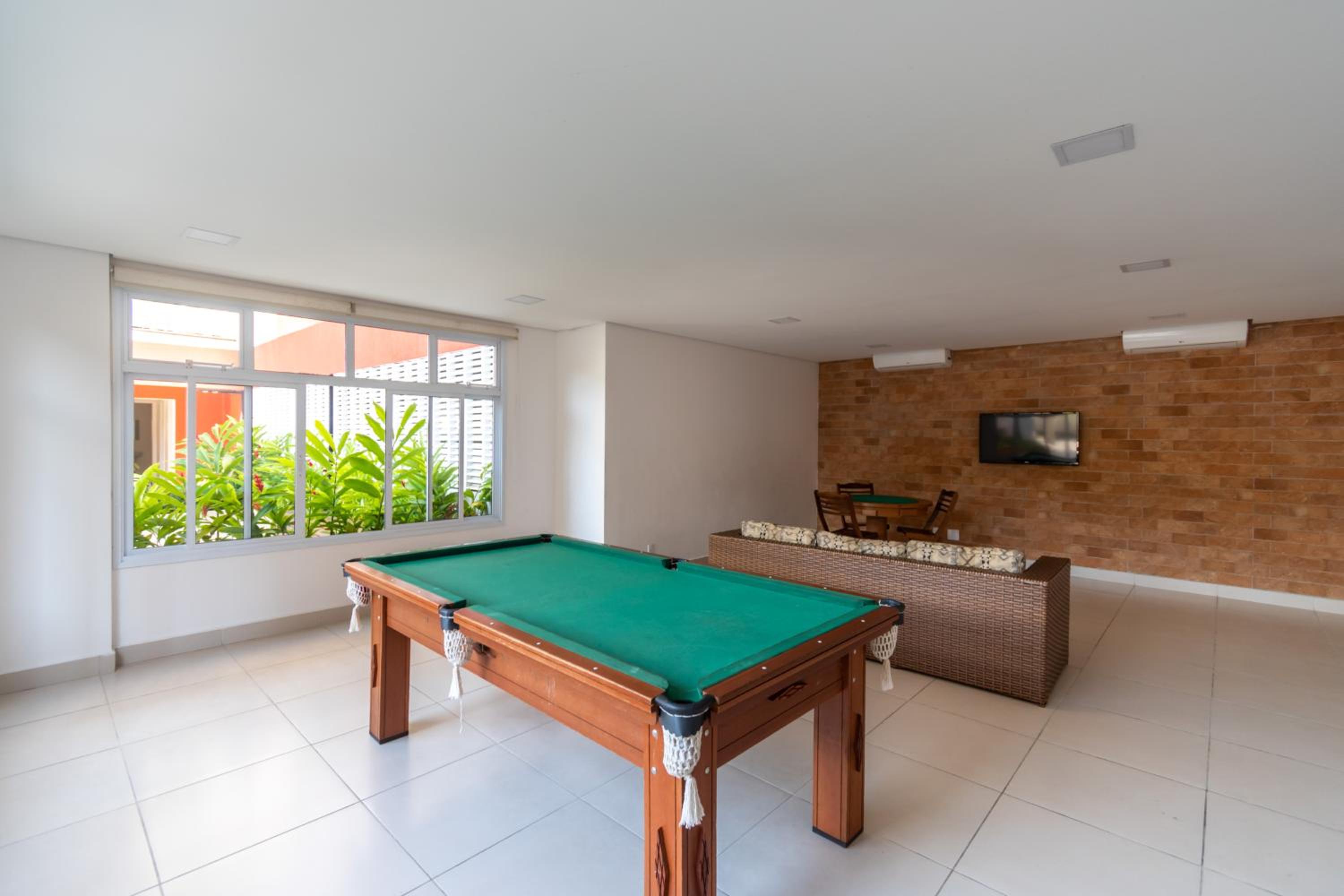 Enseada no Guarujá a 650m da praia com piscina view 5