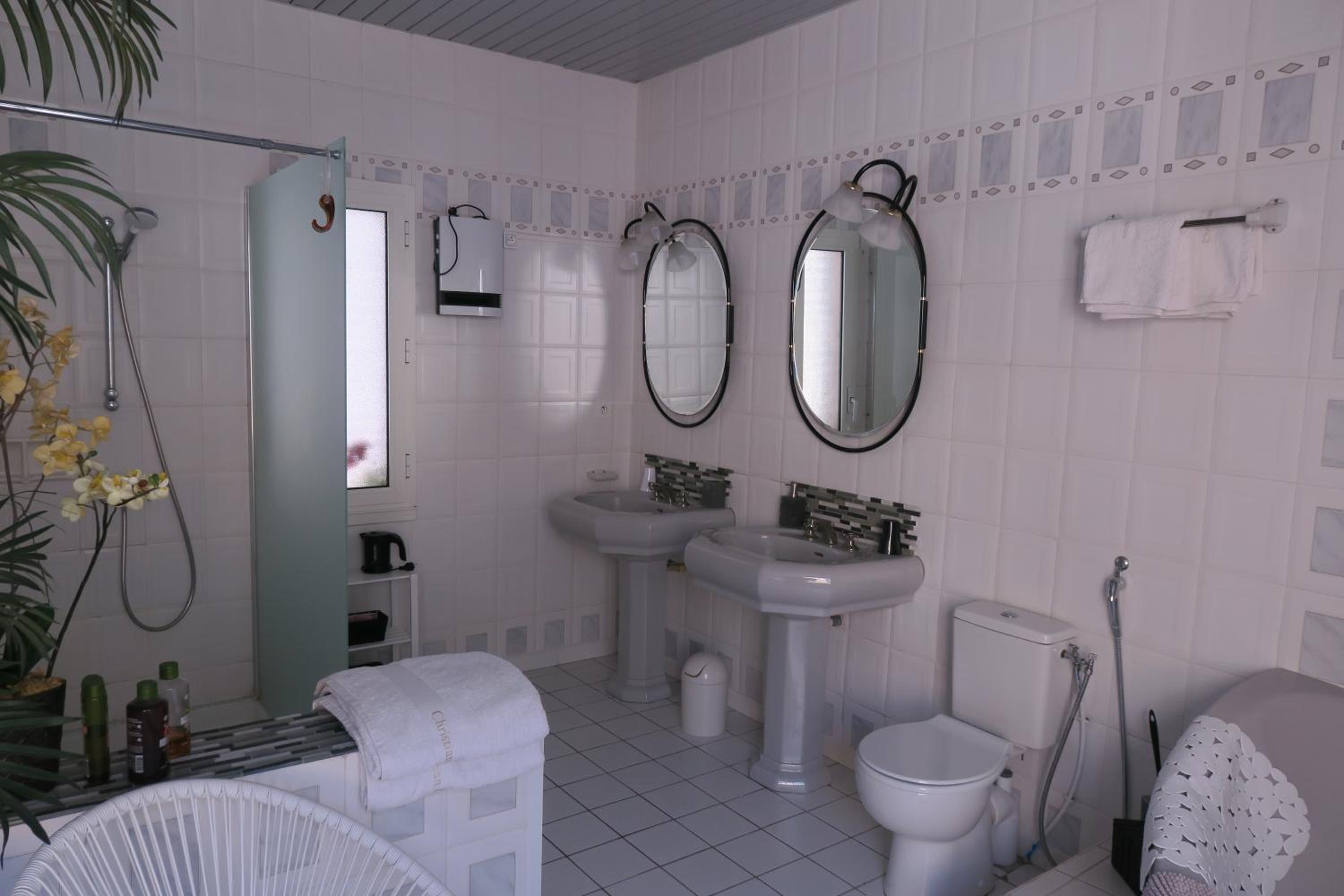 Photo 46