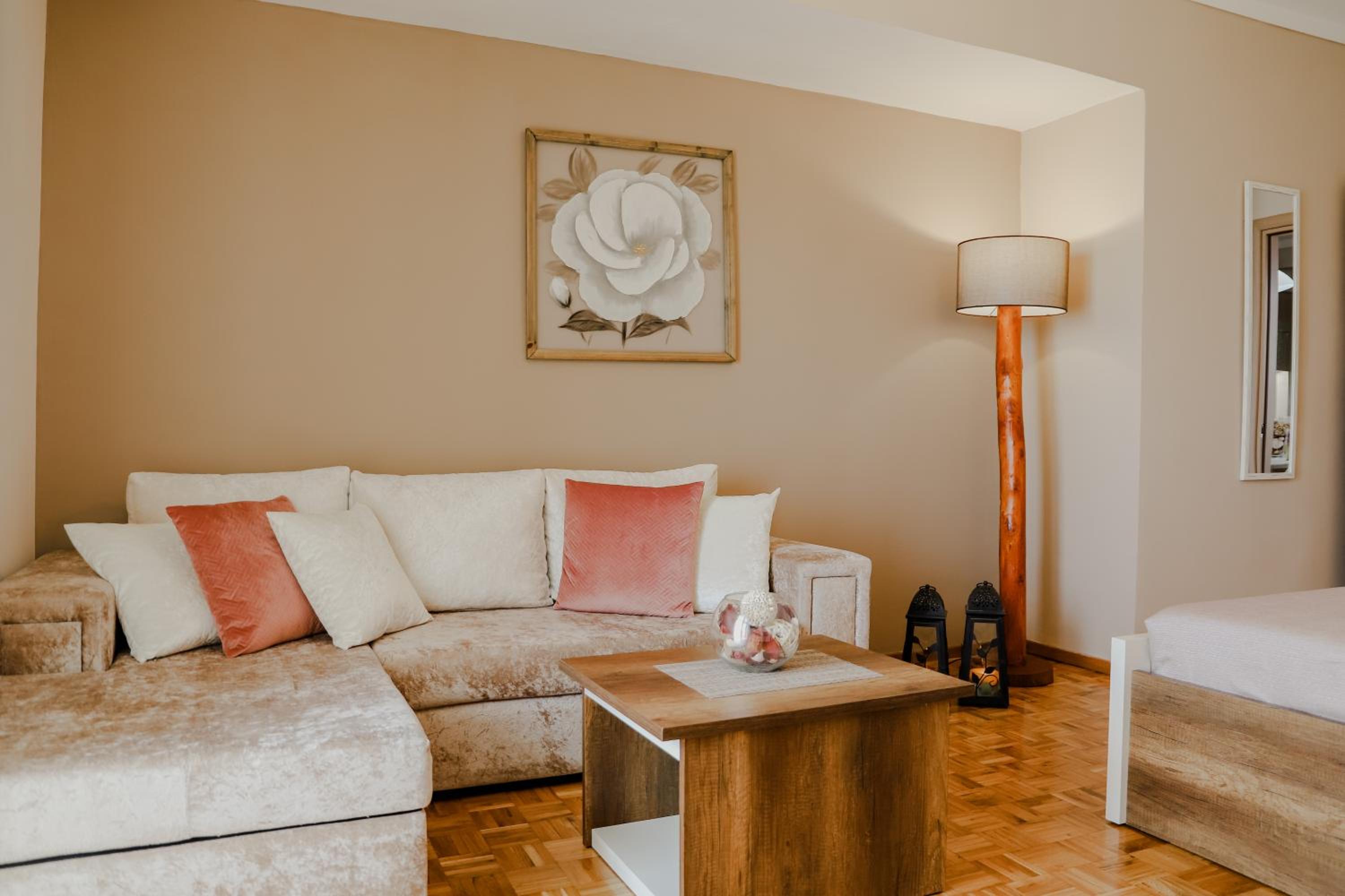 Sunrise Apartment