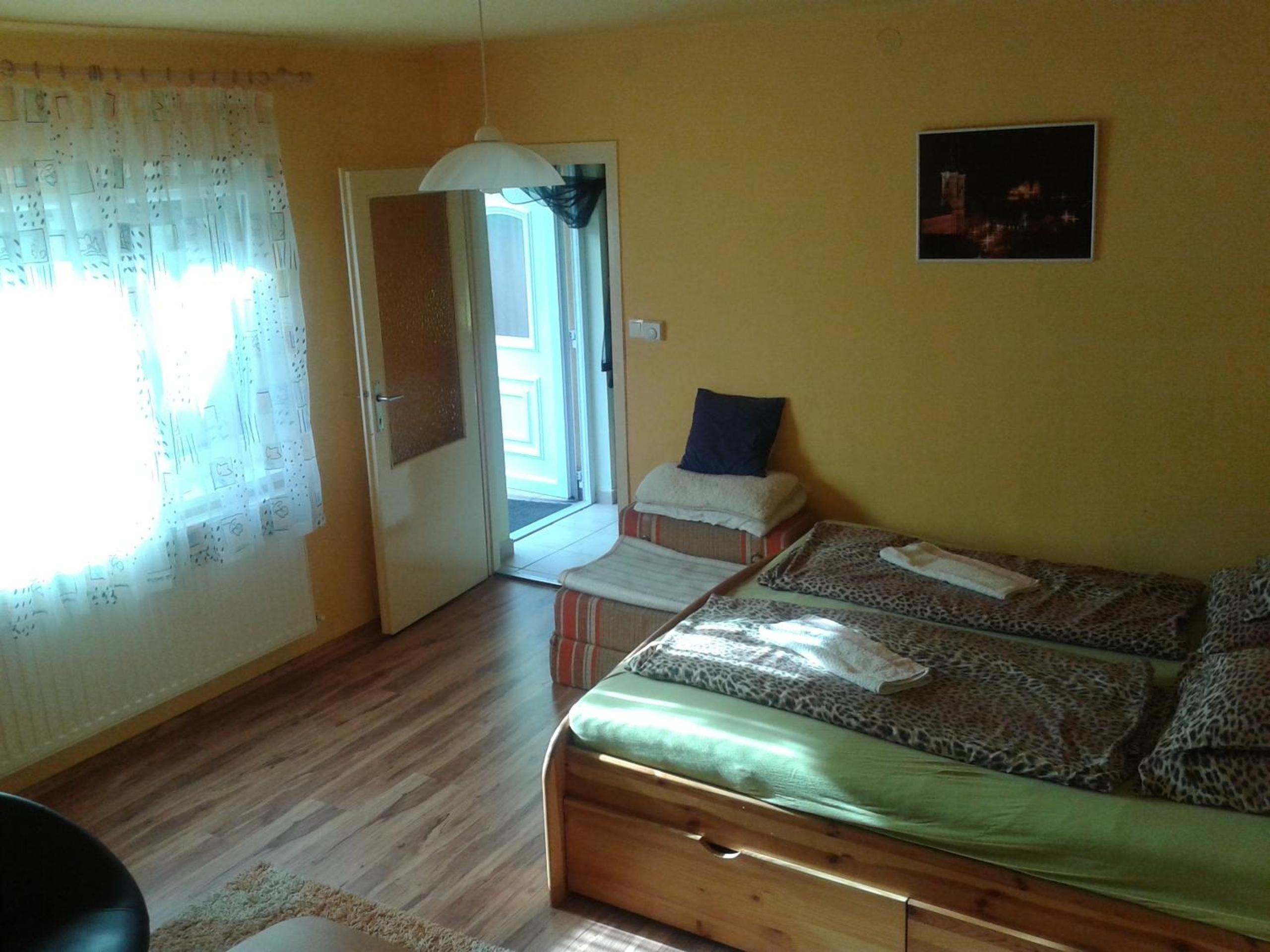 Photo 36