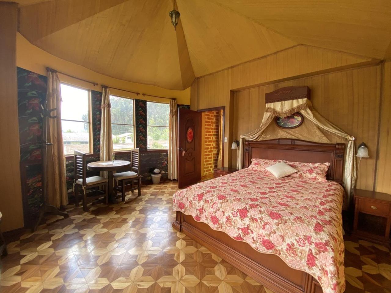 Dream Garden Mountain Hotel