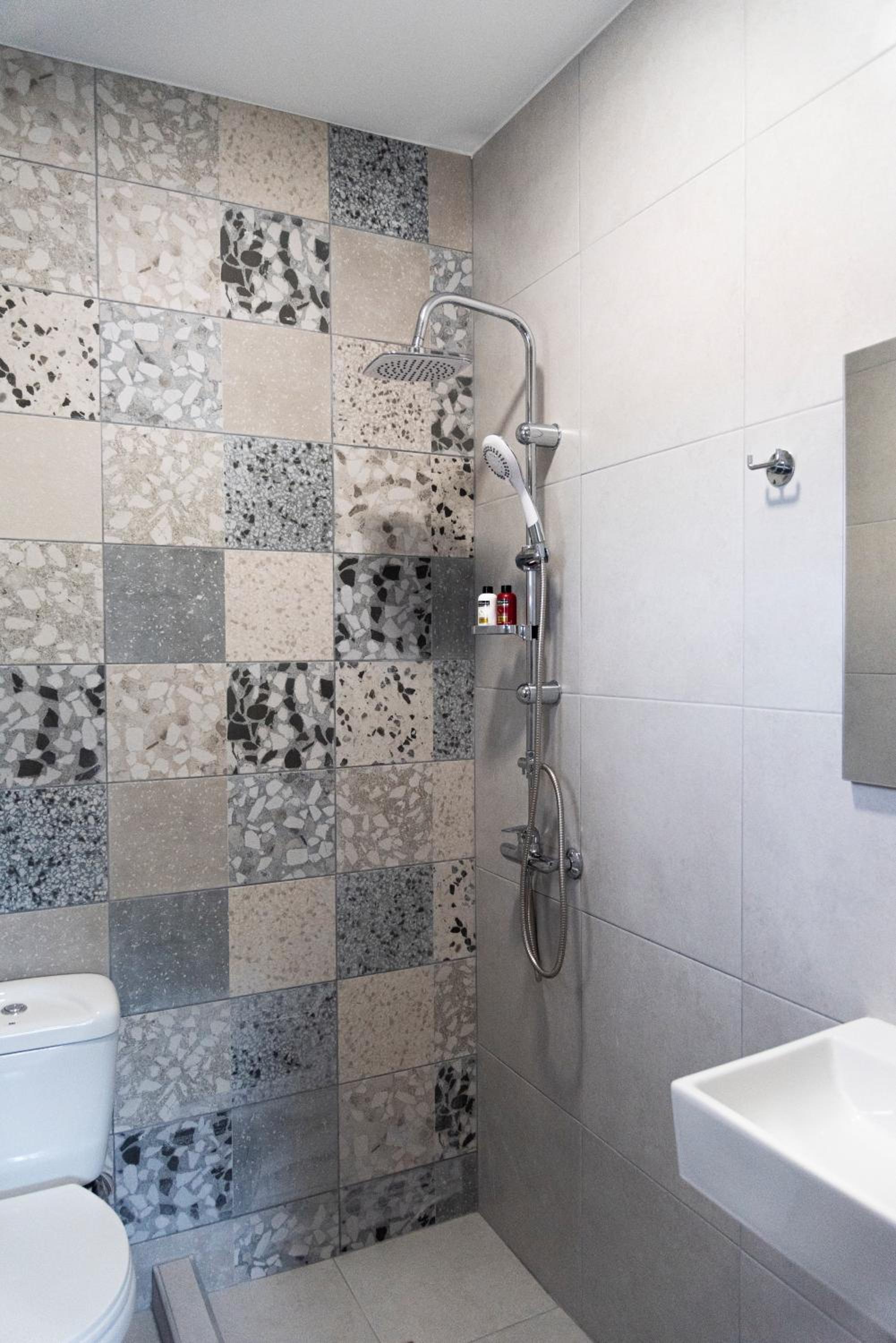 Seaside Suites photo 4