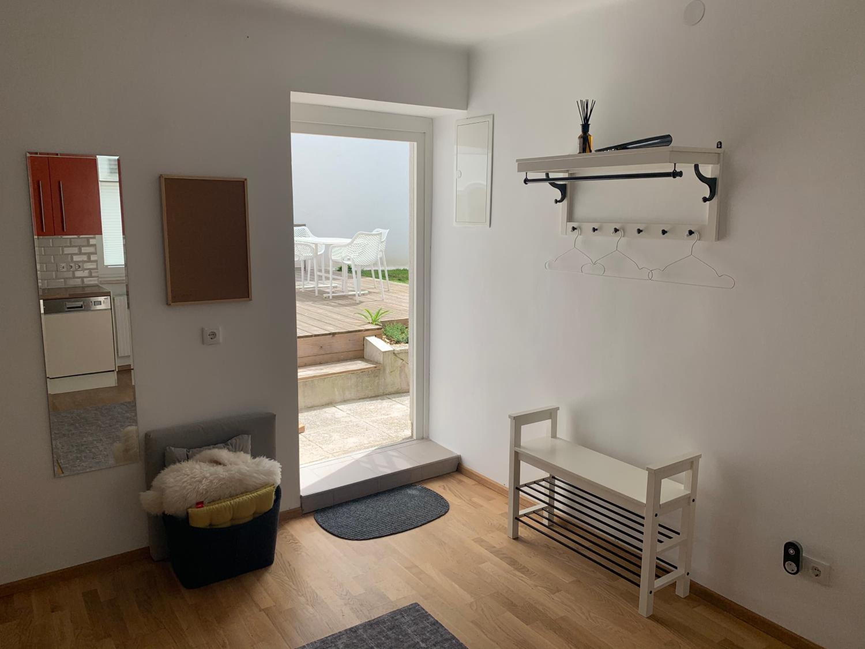 revLIVING Haus Clara am Berg mit kleinem Garten