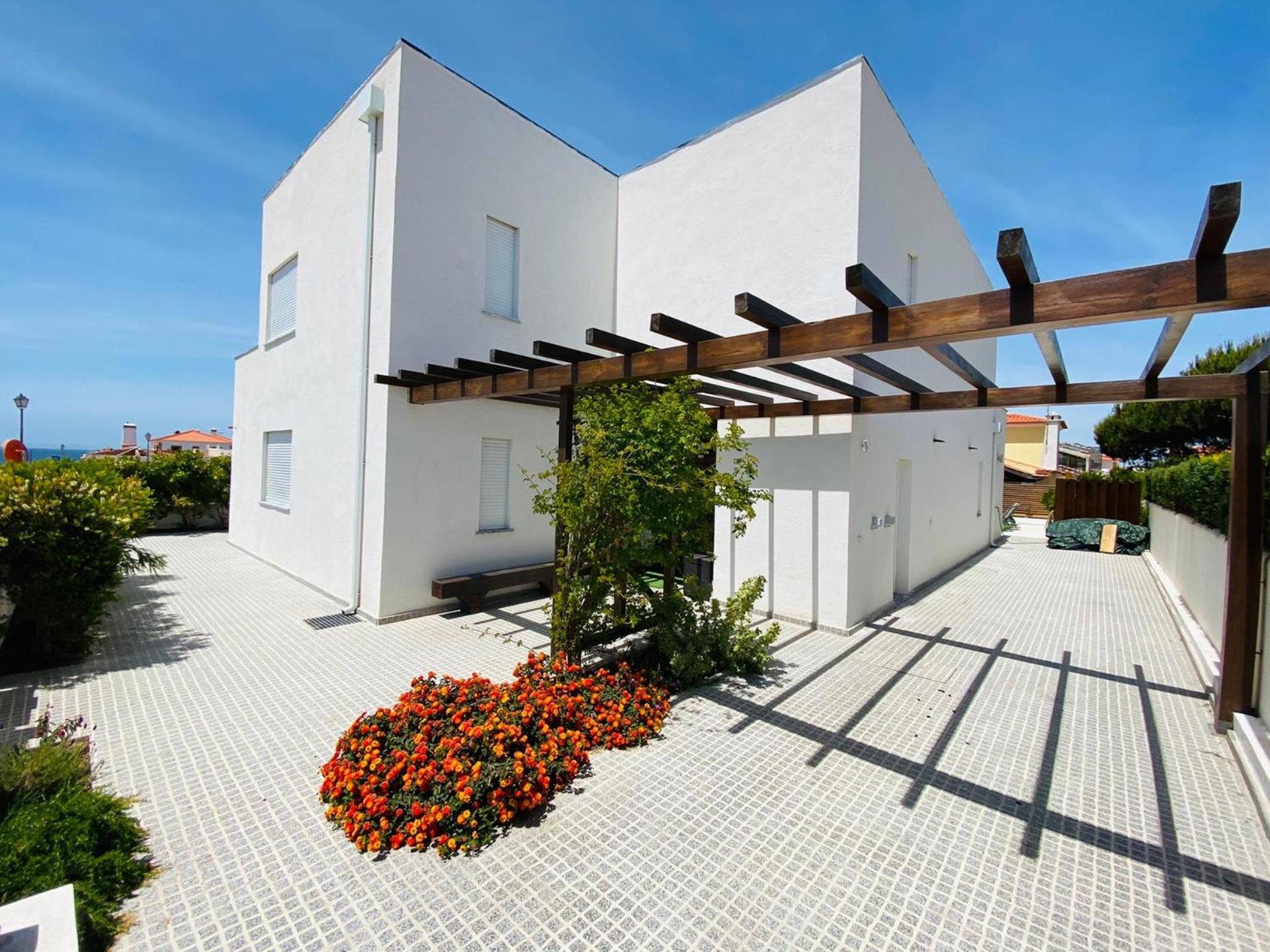 Hotel FamilyHost Charm Porto Covo - Image 1