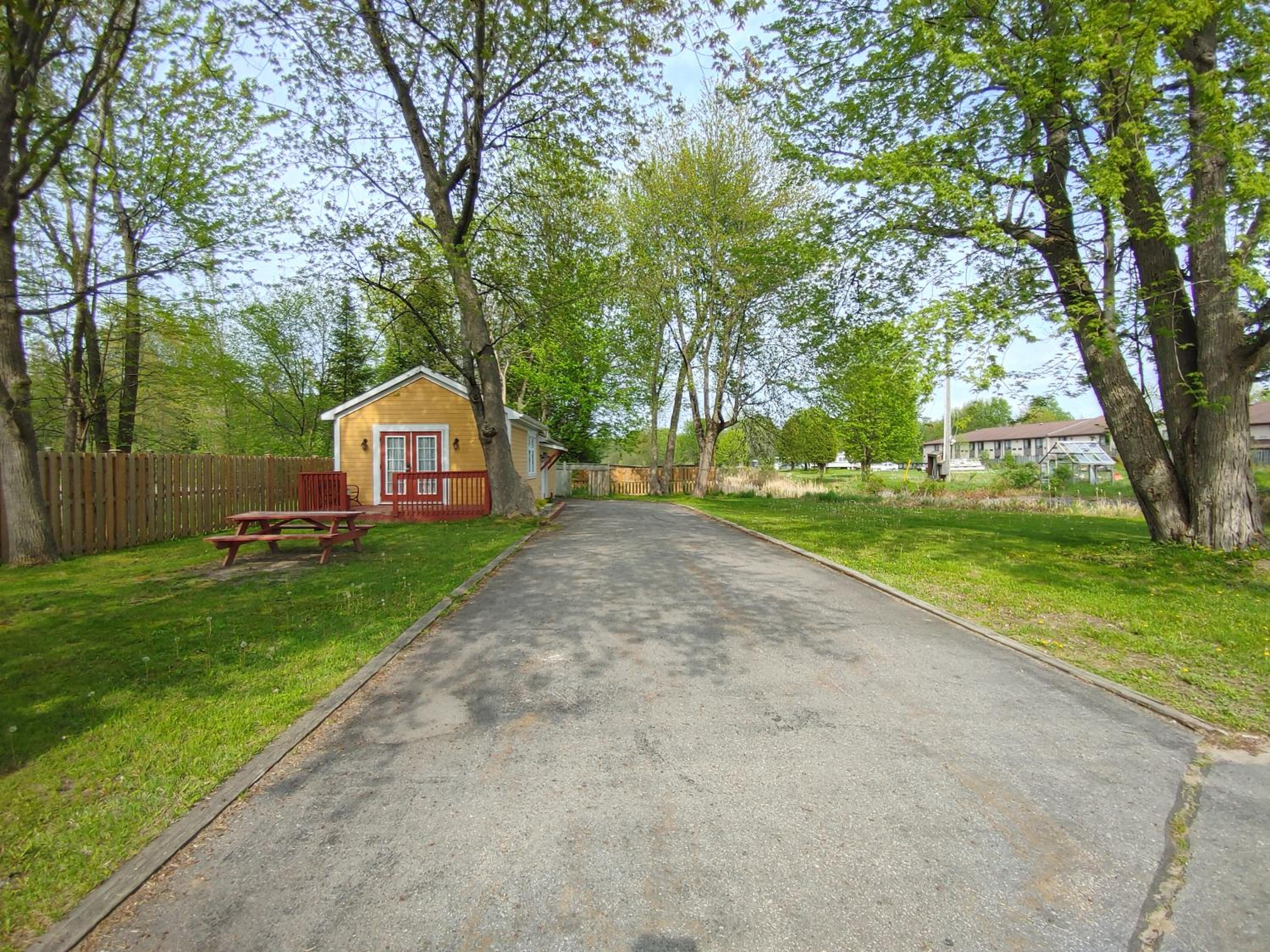 Photo 32