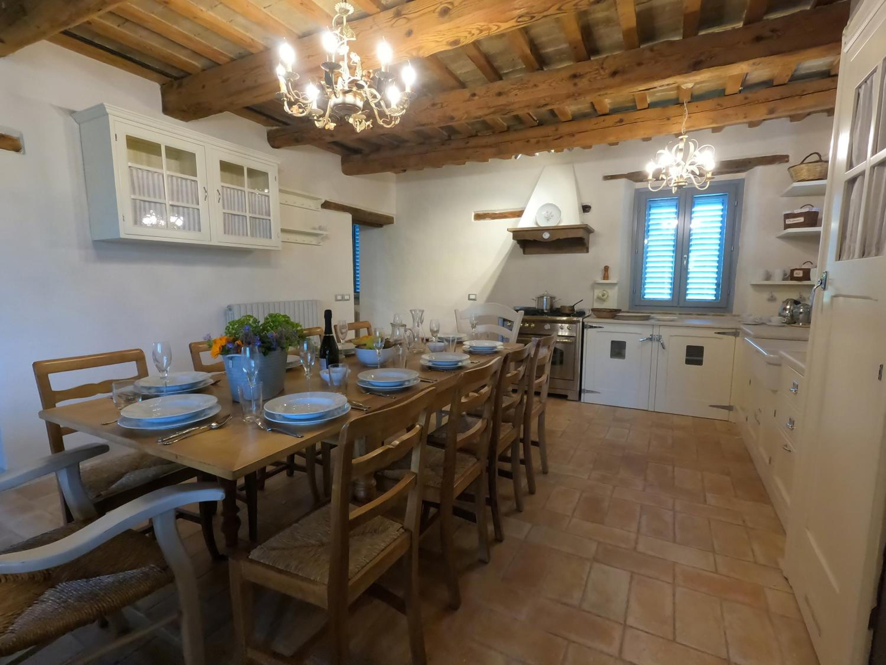 Casale Iris view 3