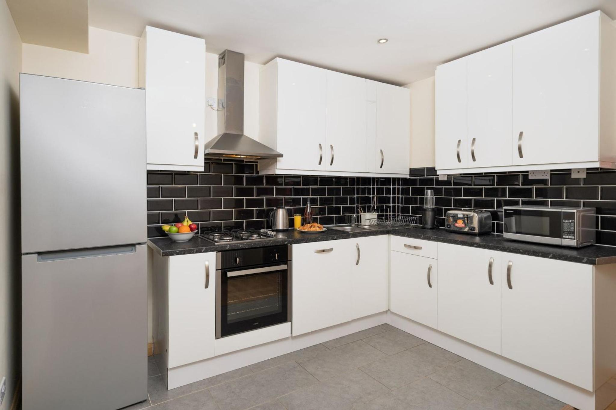 Economy Double Room G2 (Sandycroft Guest House)