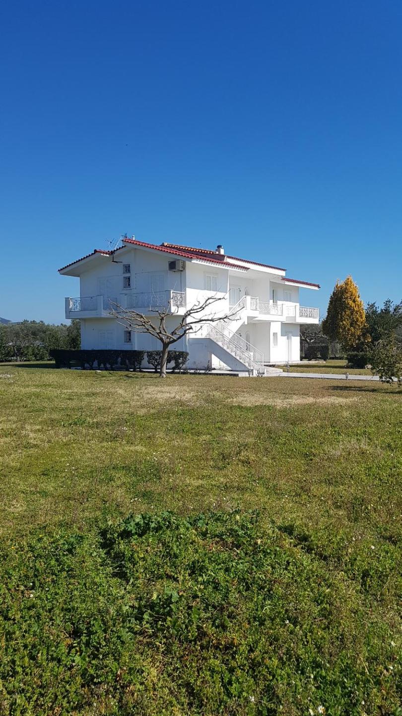 Silver Villa Raches, Sky view 3