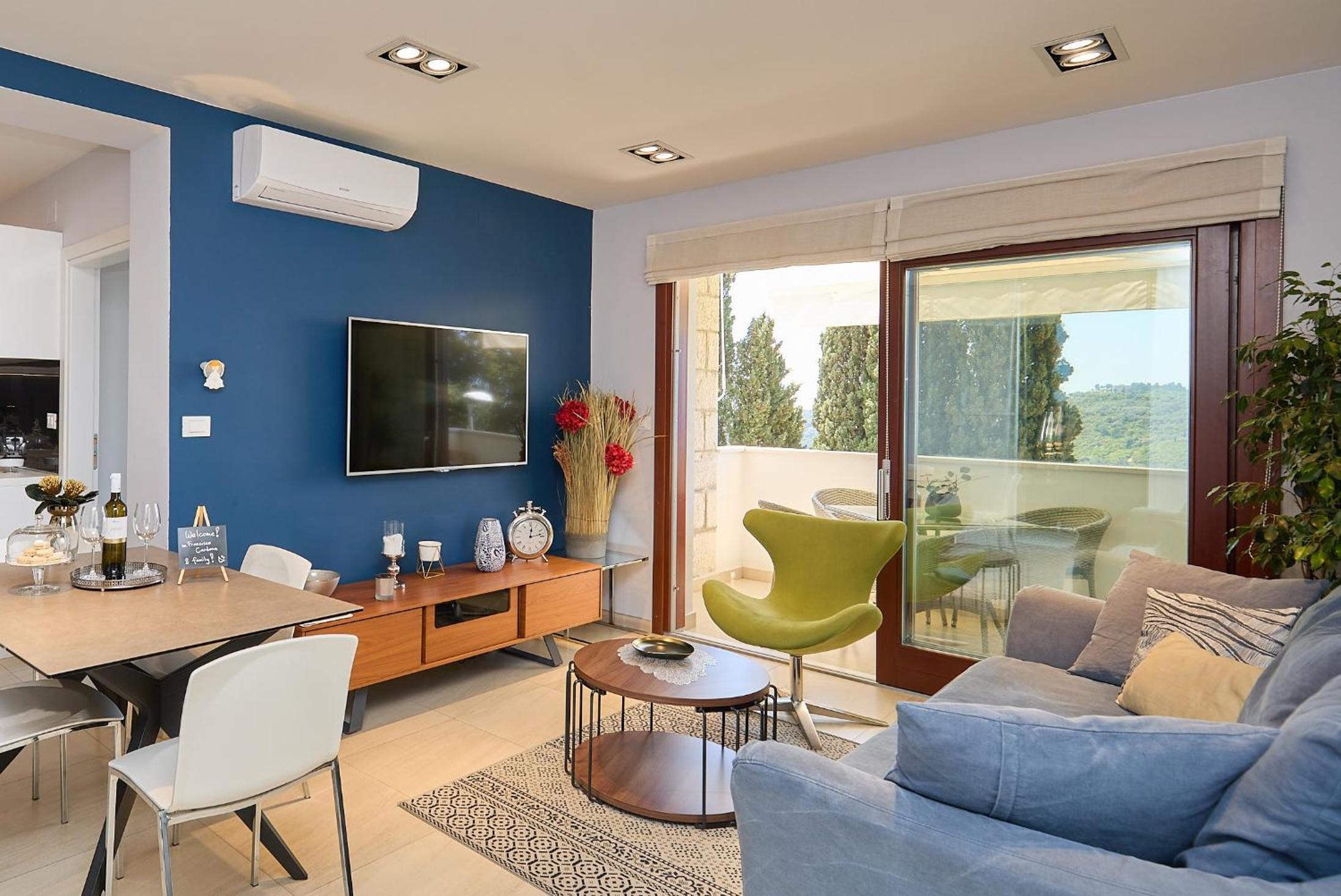Villa King