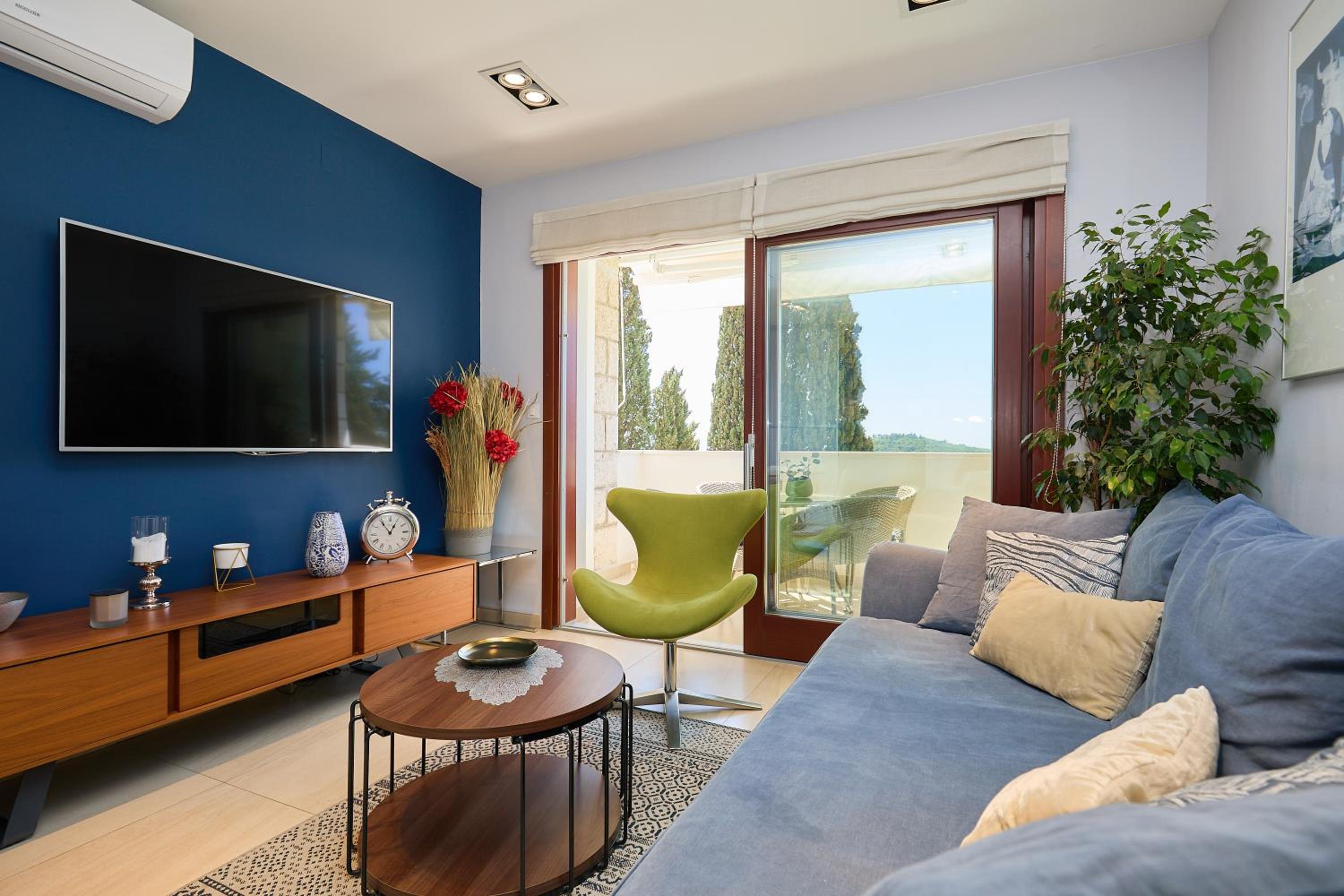 Villa King