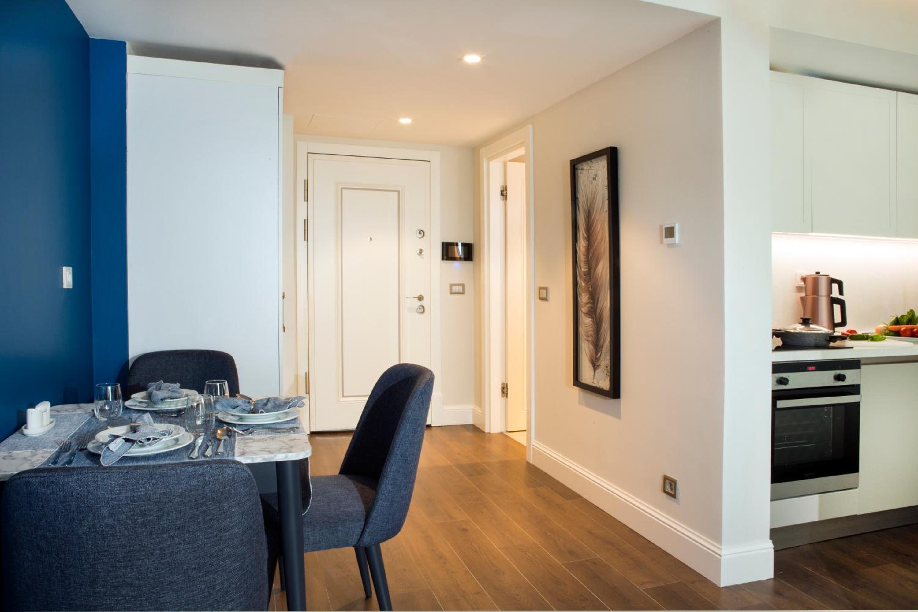 Garlon Residence - Image 57