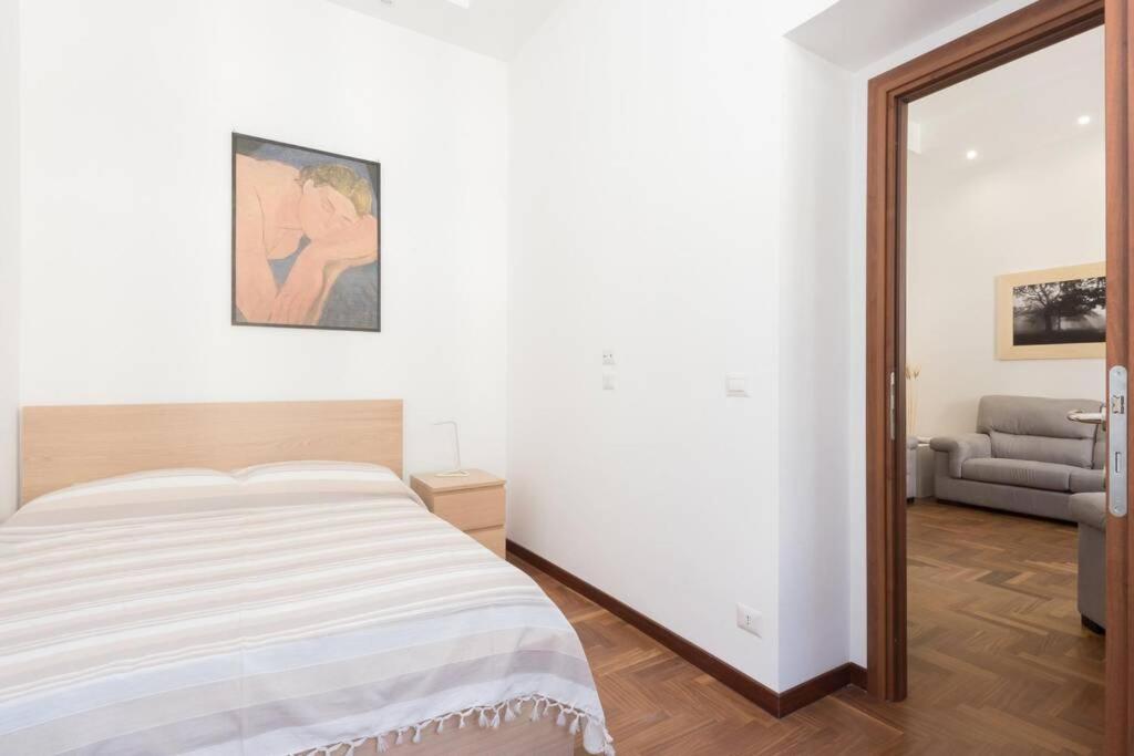 Popolo Elegant Two Bedroom Apartment