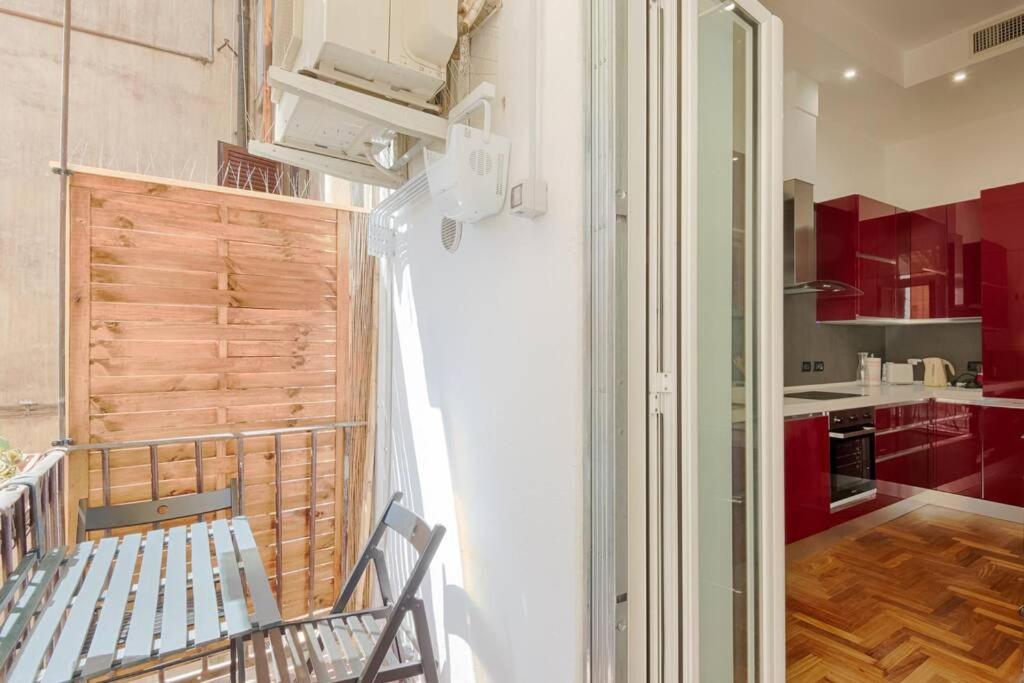 Popolo Elegant Two Bedroom Apartment