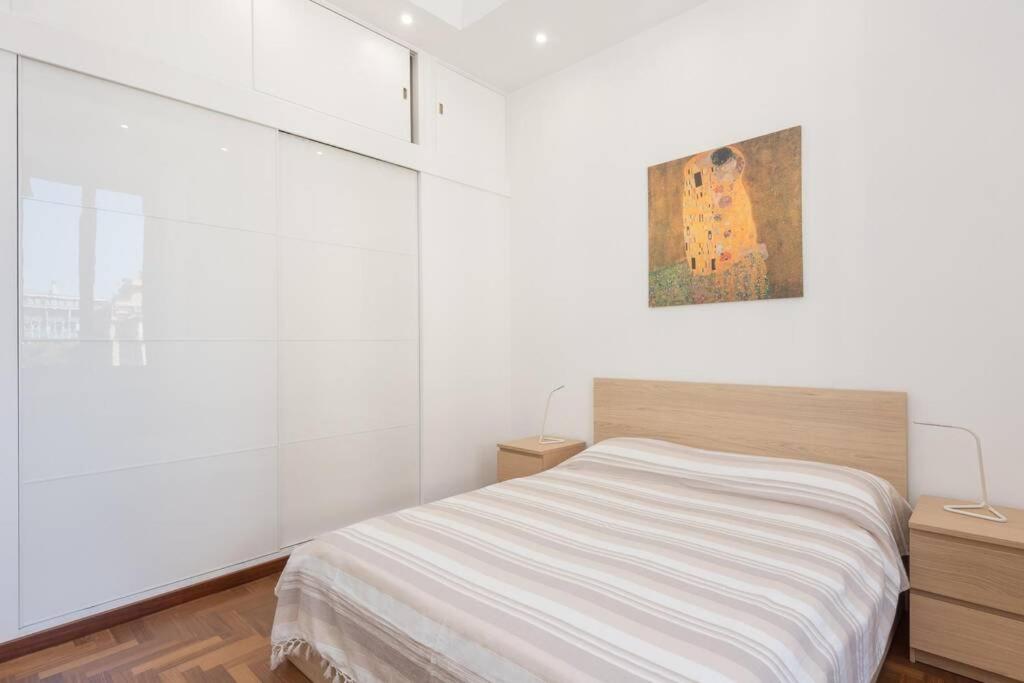 Popolo Elegant Two Bedroom Apartment