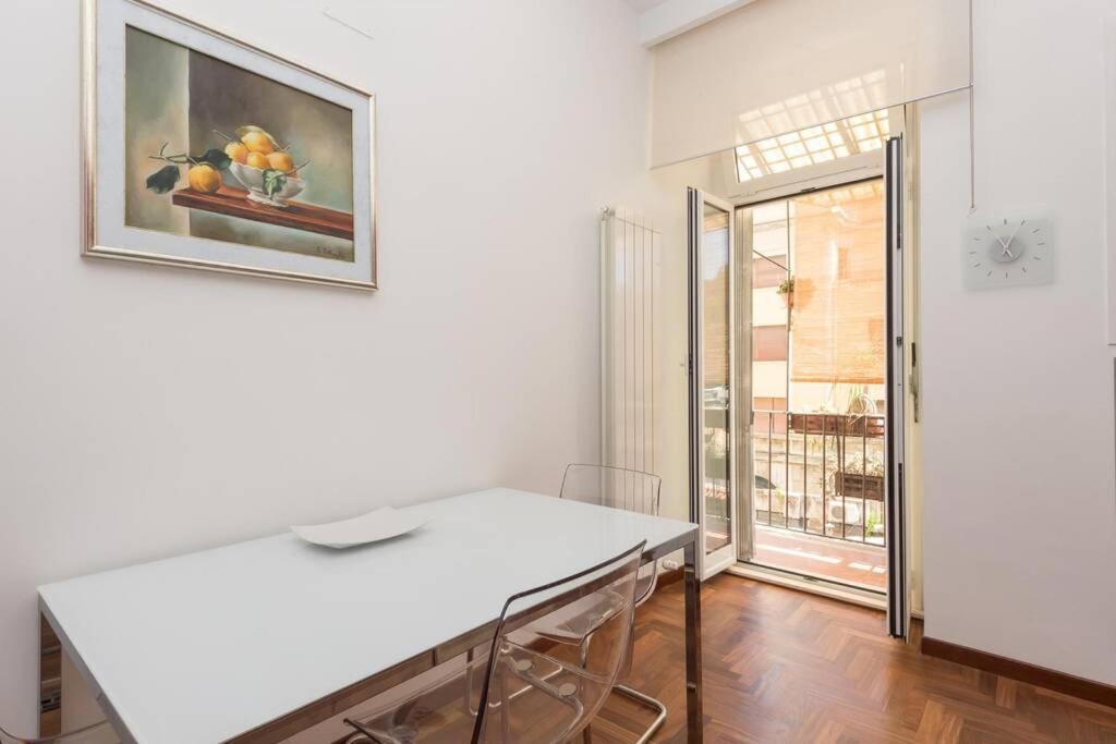 Popolo Elegant Two Bedroom Apartment