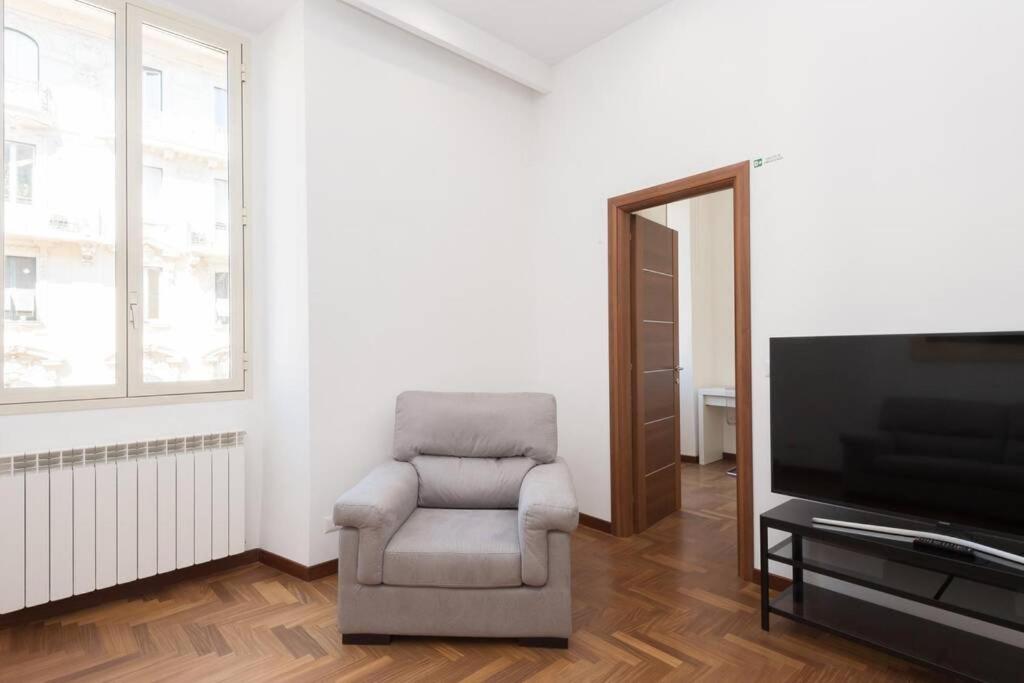 Popolo Elegant Two Bedroom Apartment