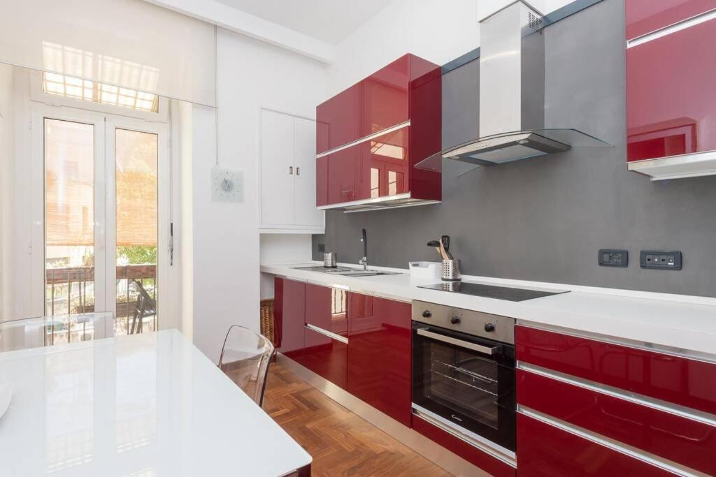 Popolo Elegant Two Bedroom Apartment