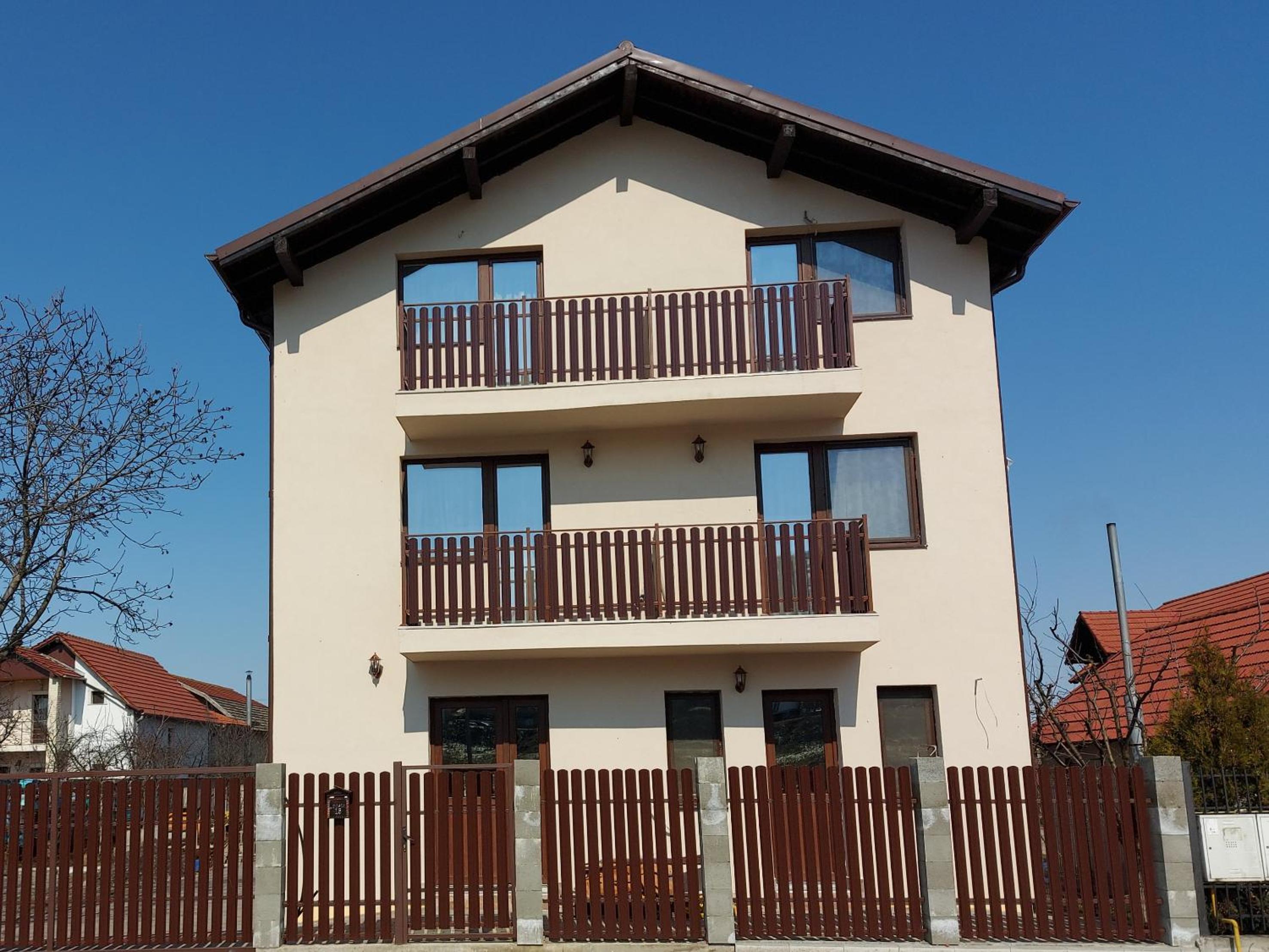 Pensiunea Albina view 2
