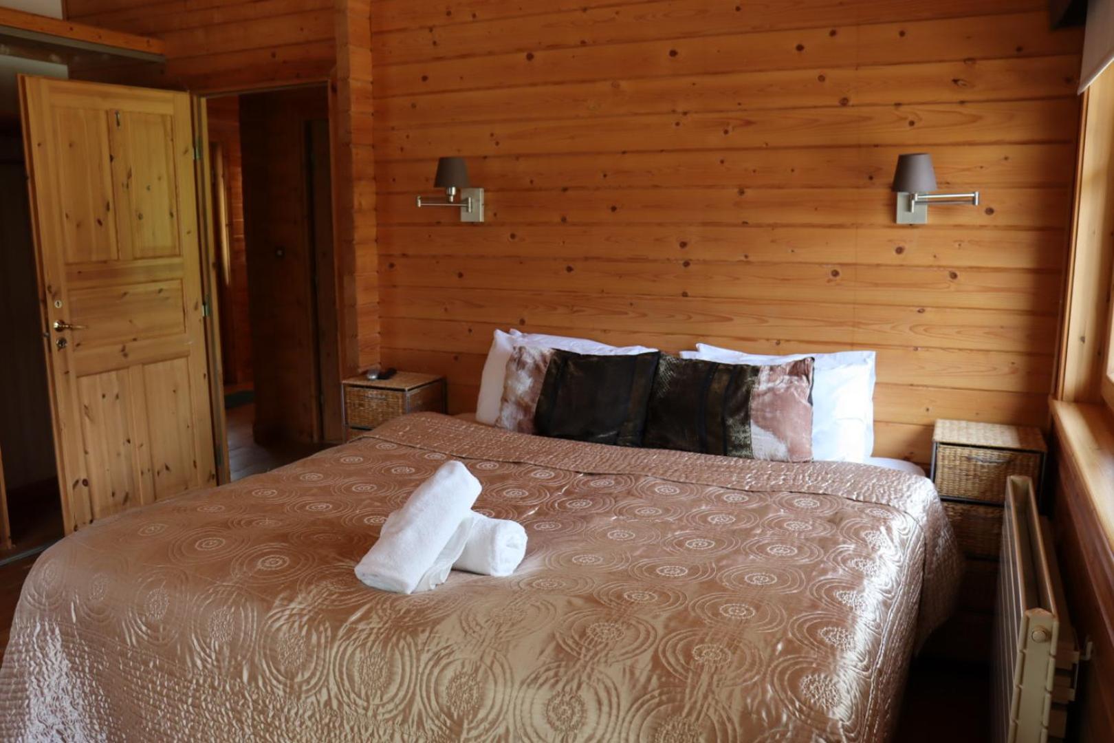 Lodge 37 Rowardennan, Loch Lomond view 5