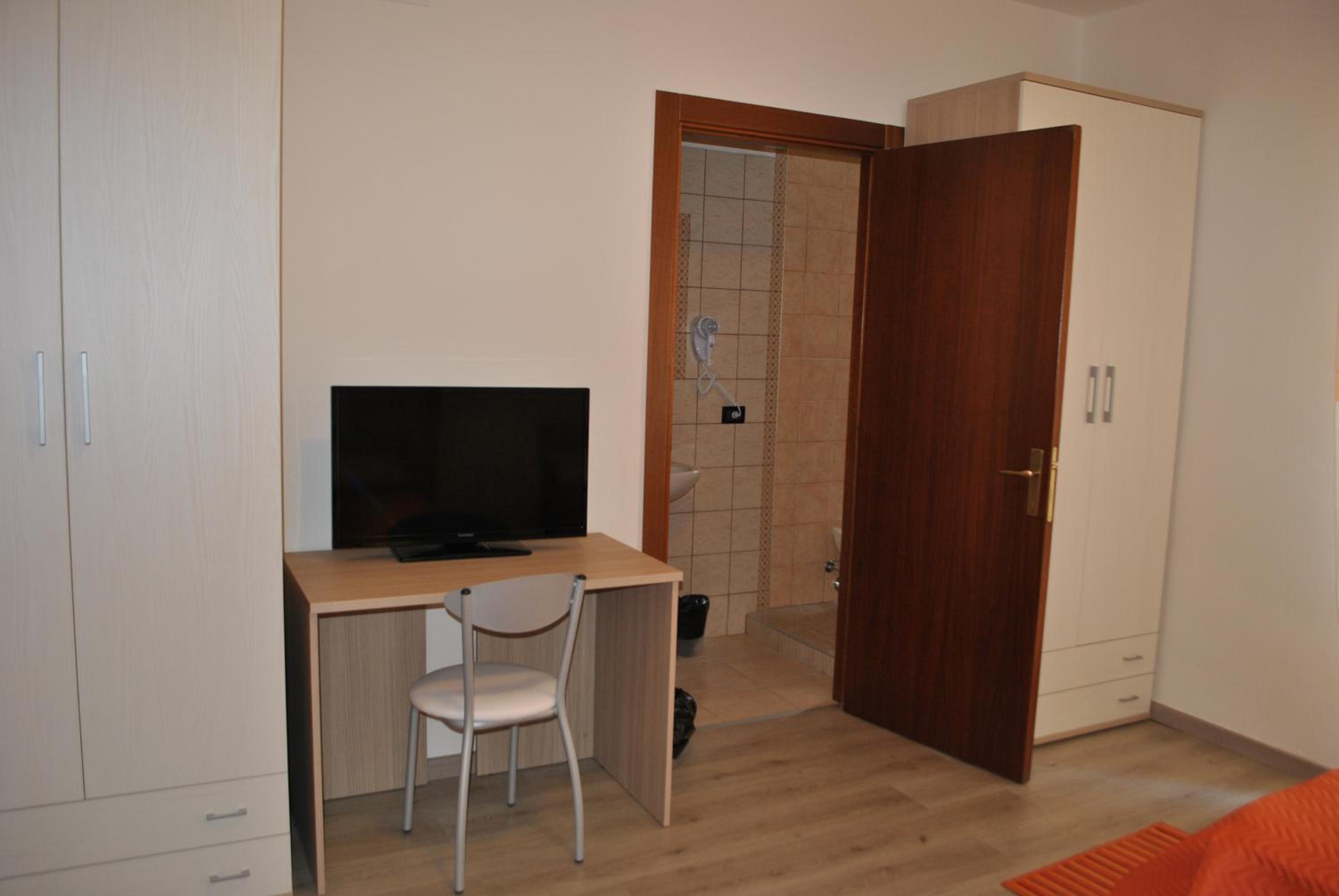 Raxul Room