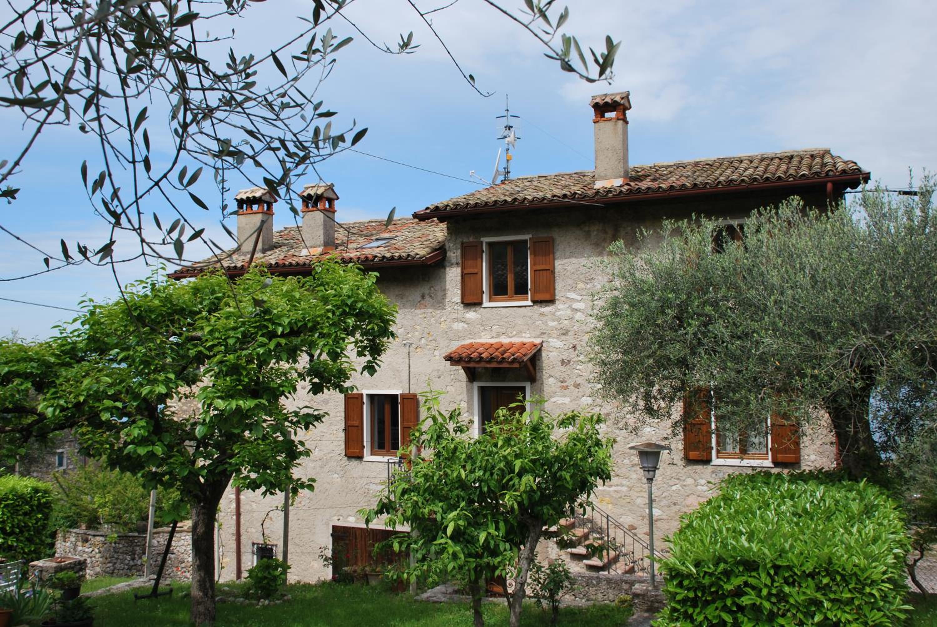 Al Piccolo Borgo Antico view 2