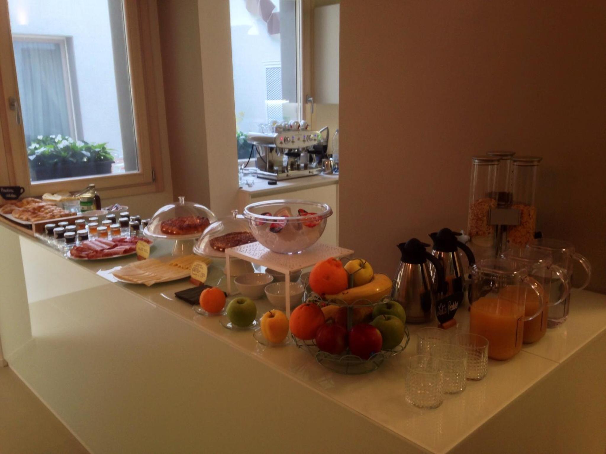 Borgoleoni 18 - Room and Breakfast