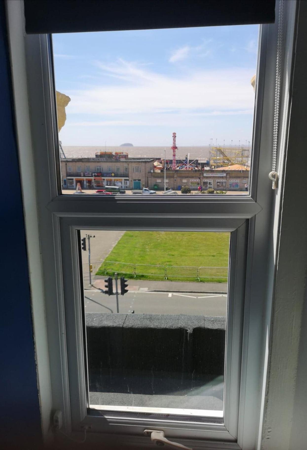Photo 42