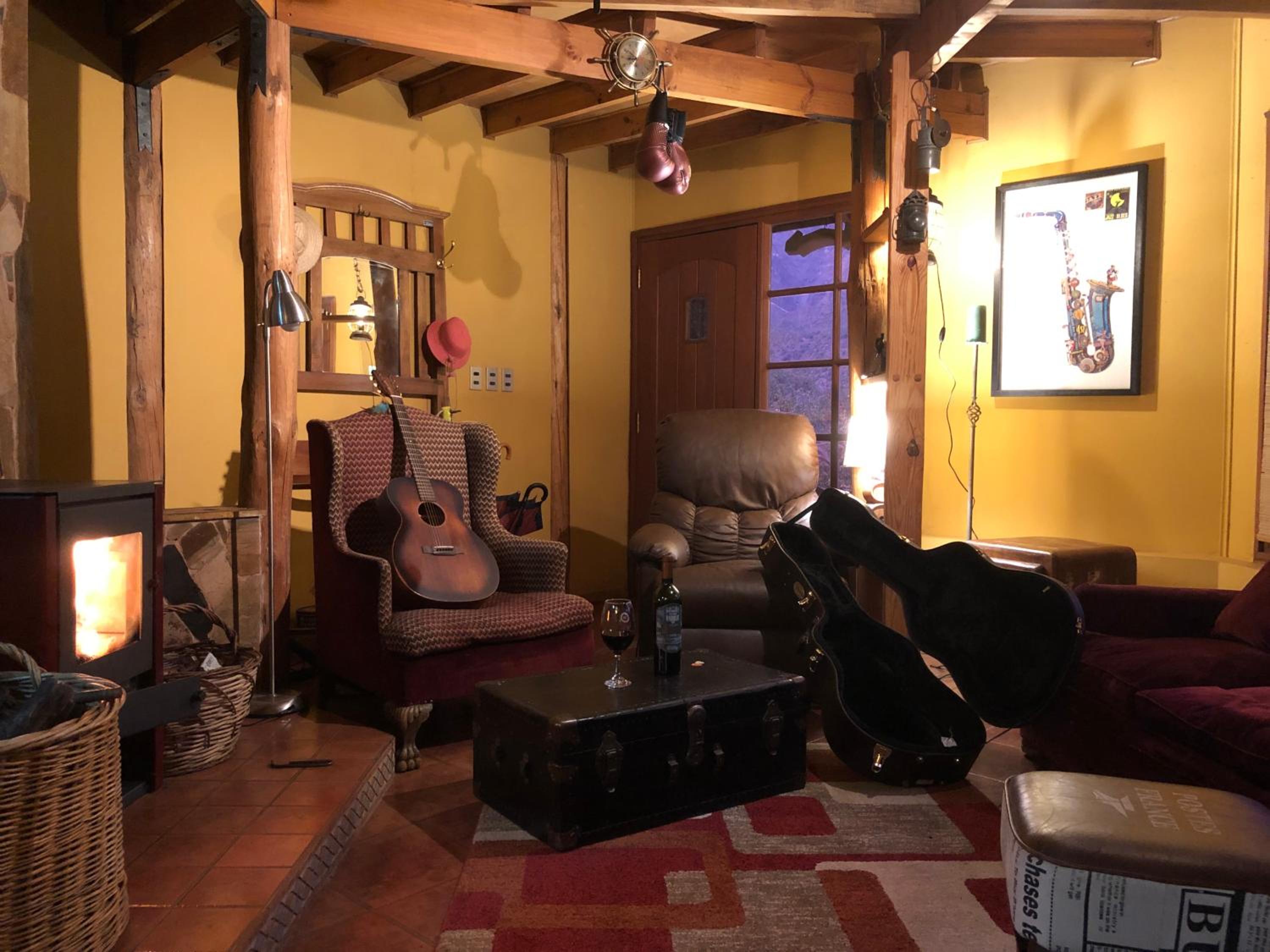 Casa de Montaña inmersa en Bosque Nativo