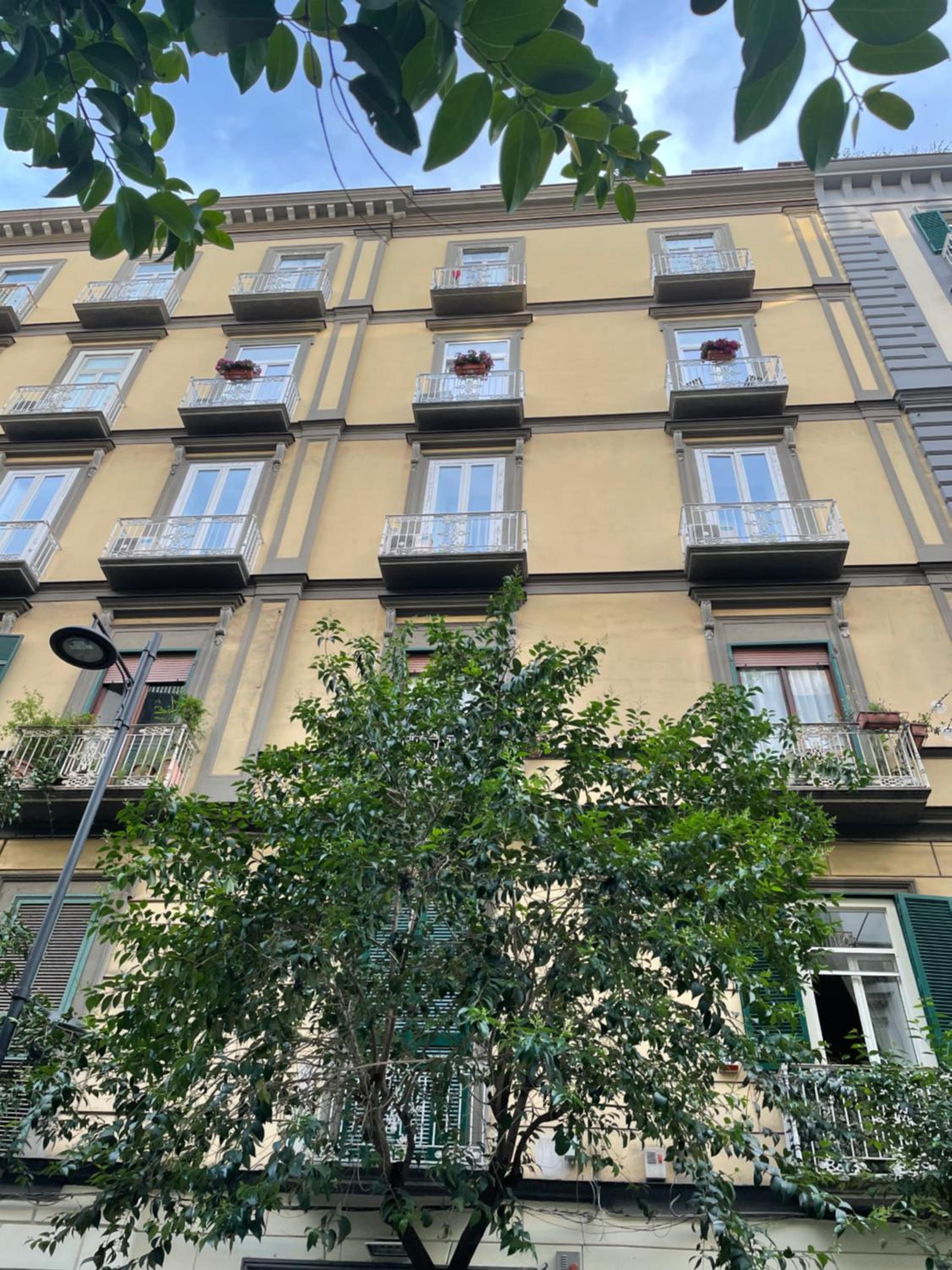 4heavens_naples