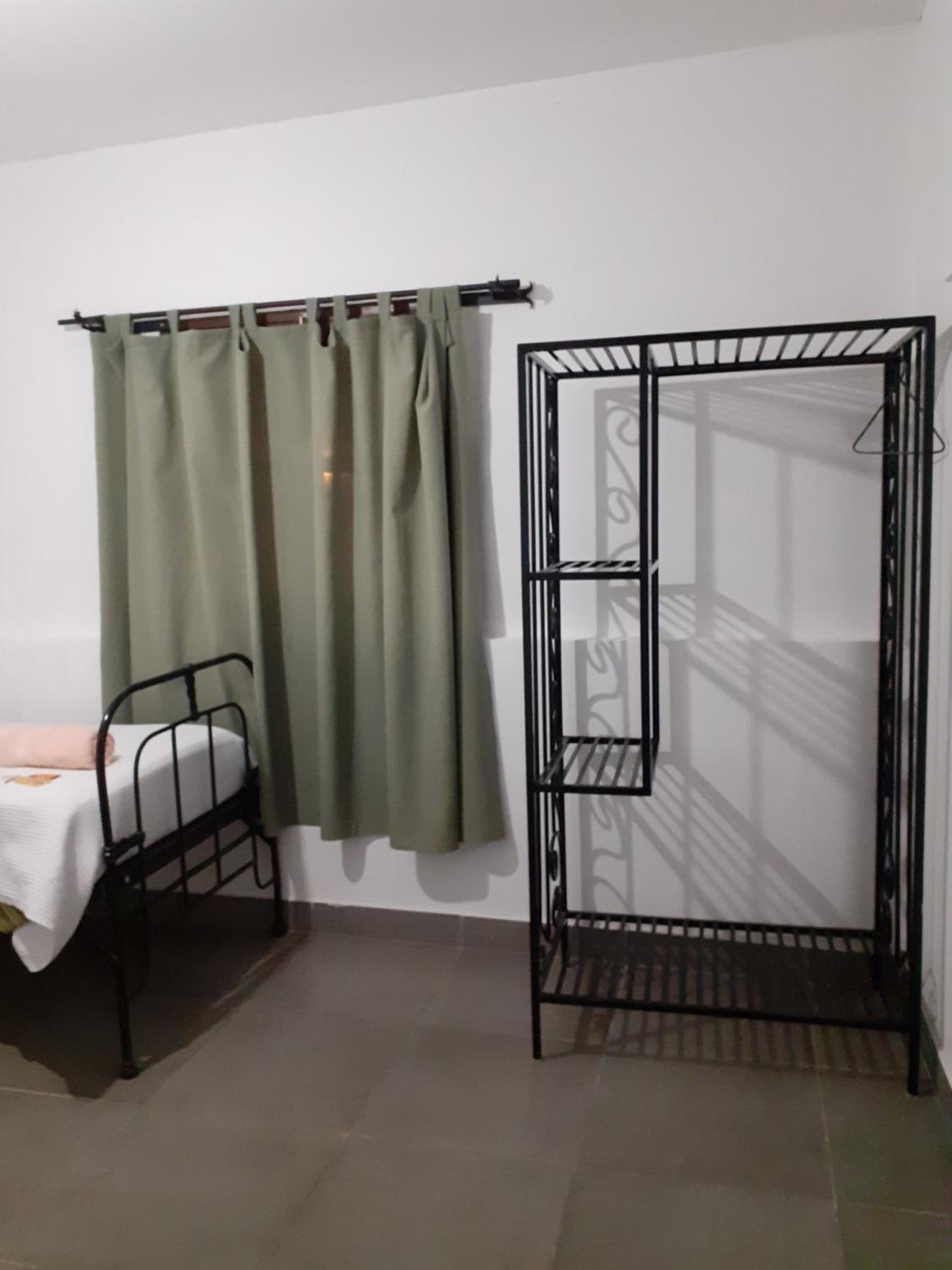 Hostal Los Faroles Chicoana