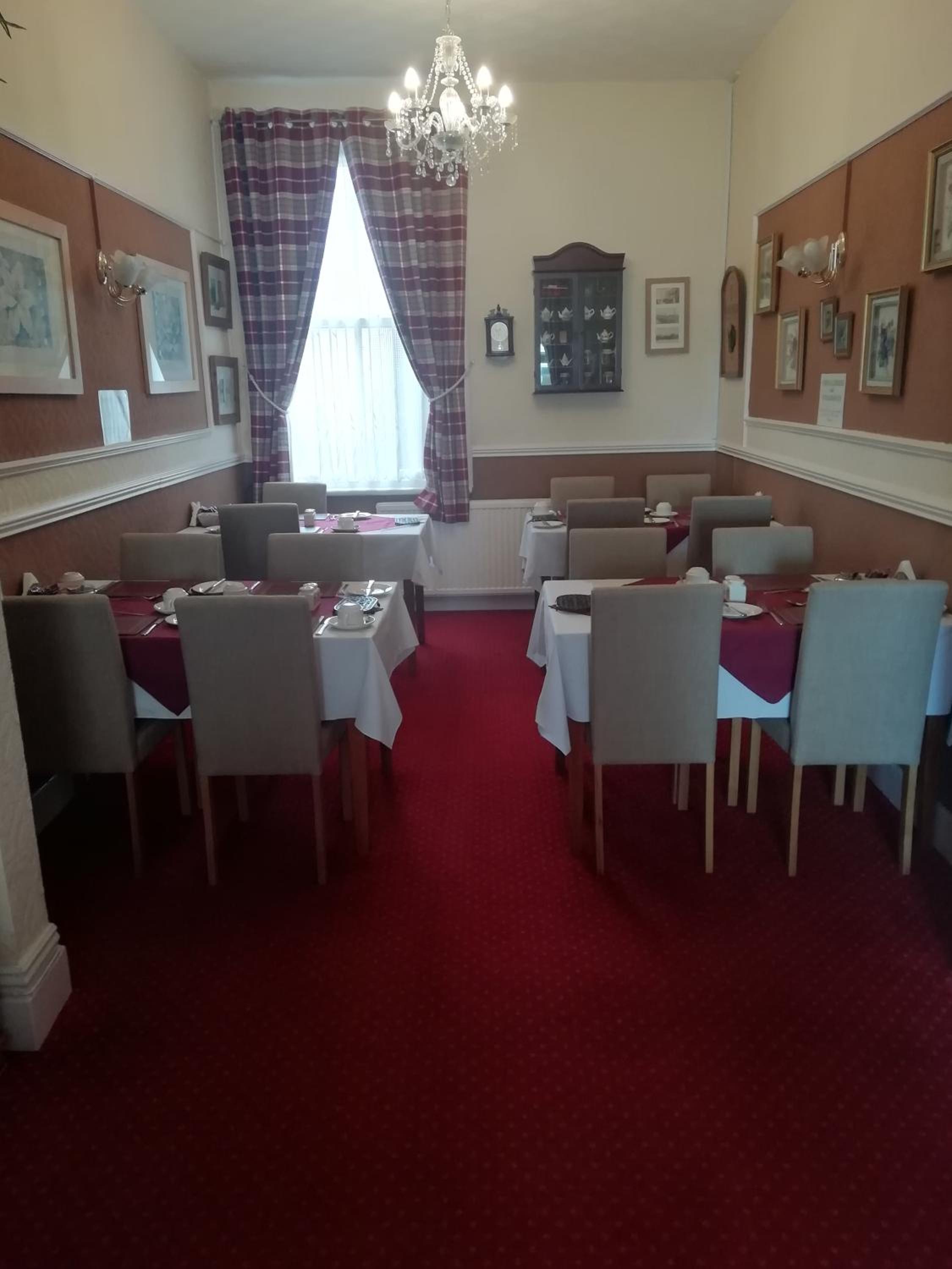 Shirley Heights Hotel