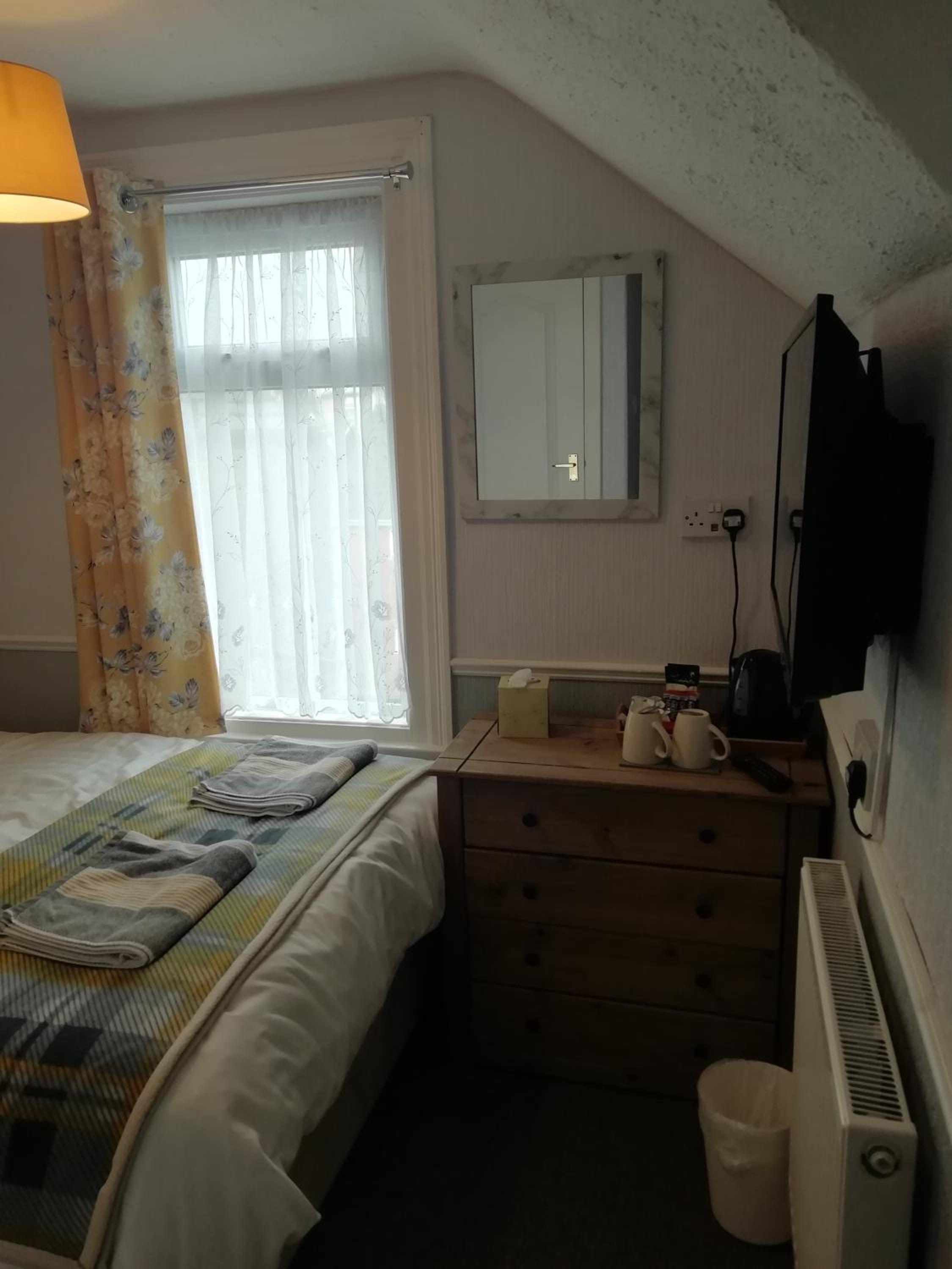 Shirley Heights Hotel