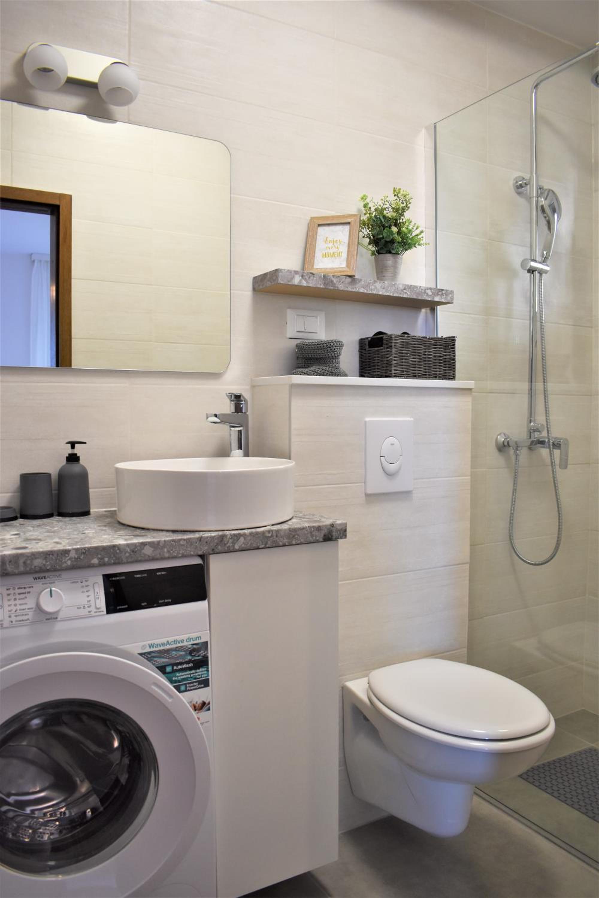 Photo 87