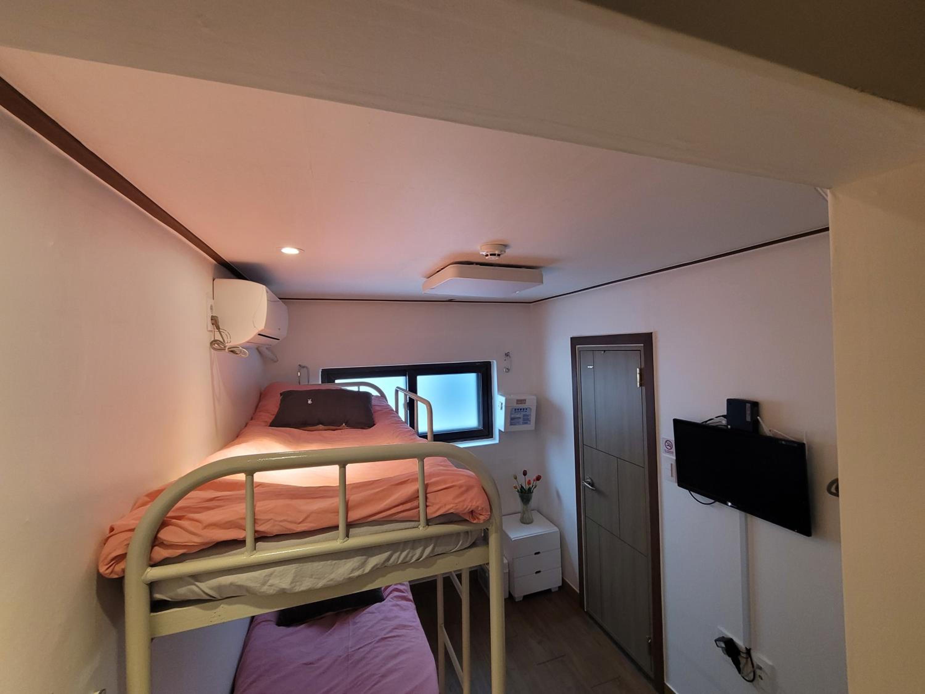 Olive Hostel MyeongDong
