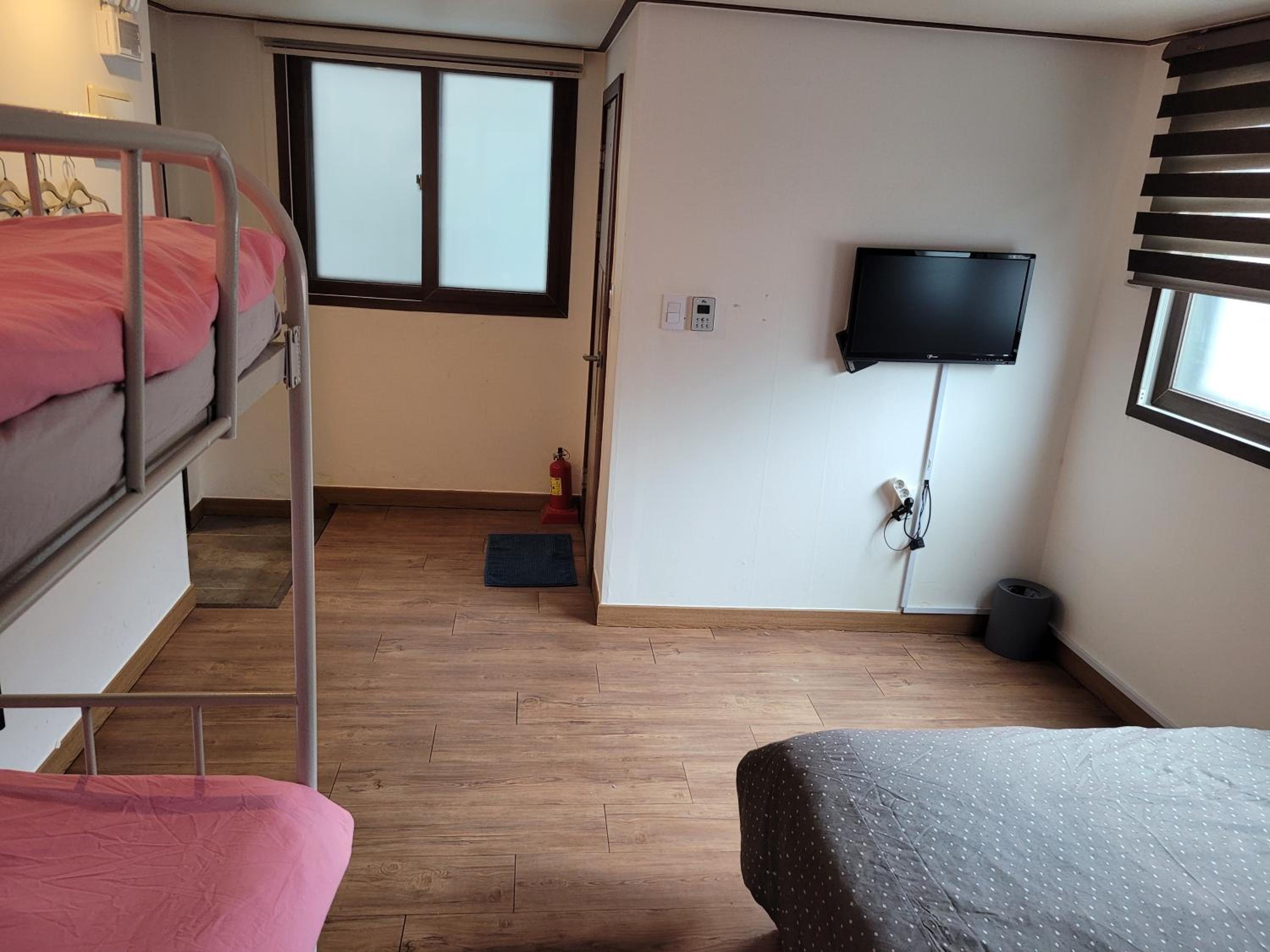 Olive Hostel MyeongDong
