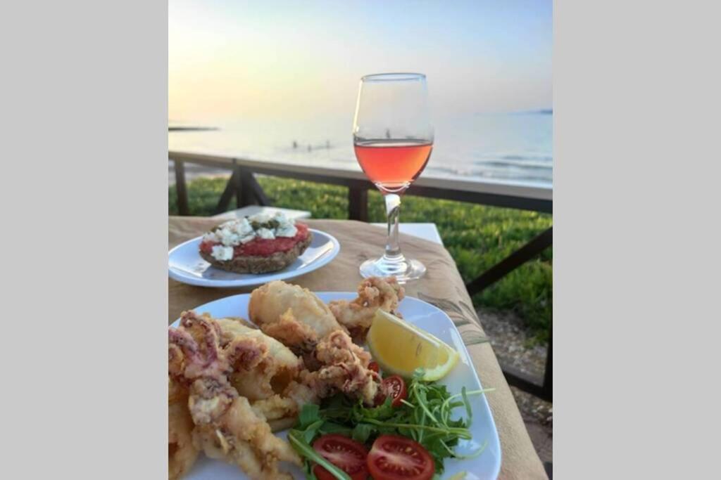 Flokos. Lazy days, balmy nights on the seafront view 4