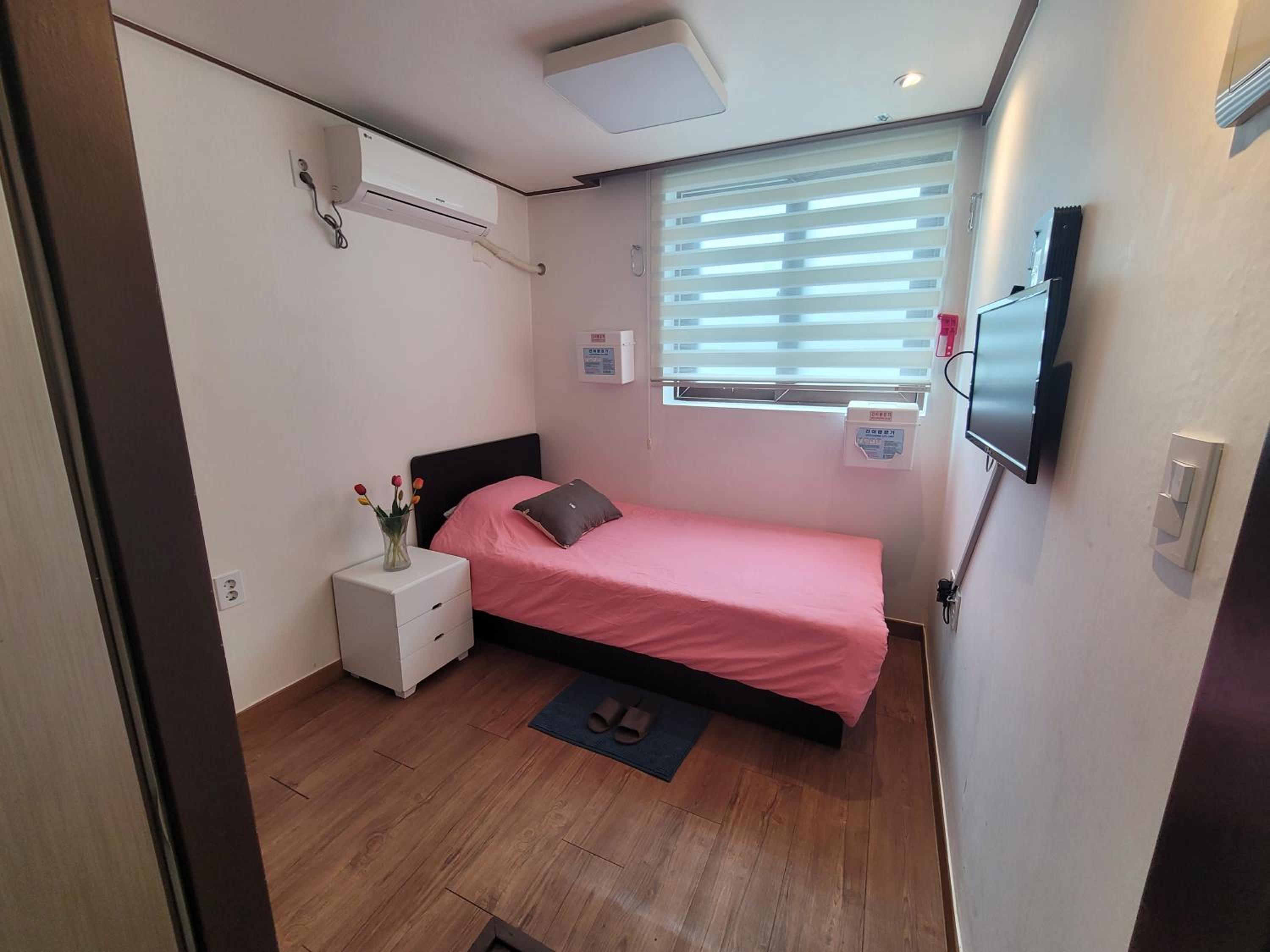 Olive Hostel MyeongDong