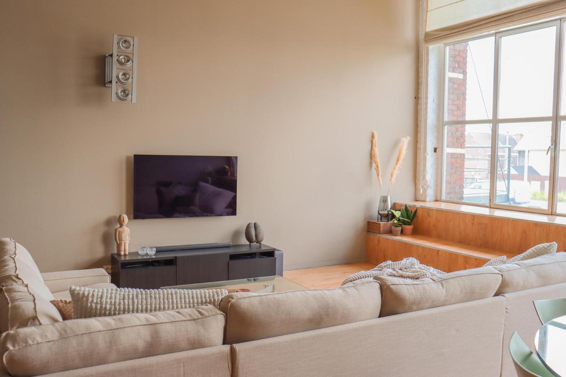 luxurious loft Oudenaarde in The Flemish Ardennes view 3