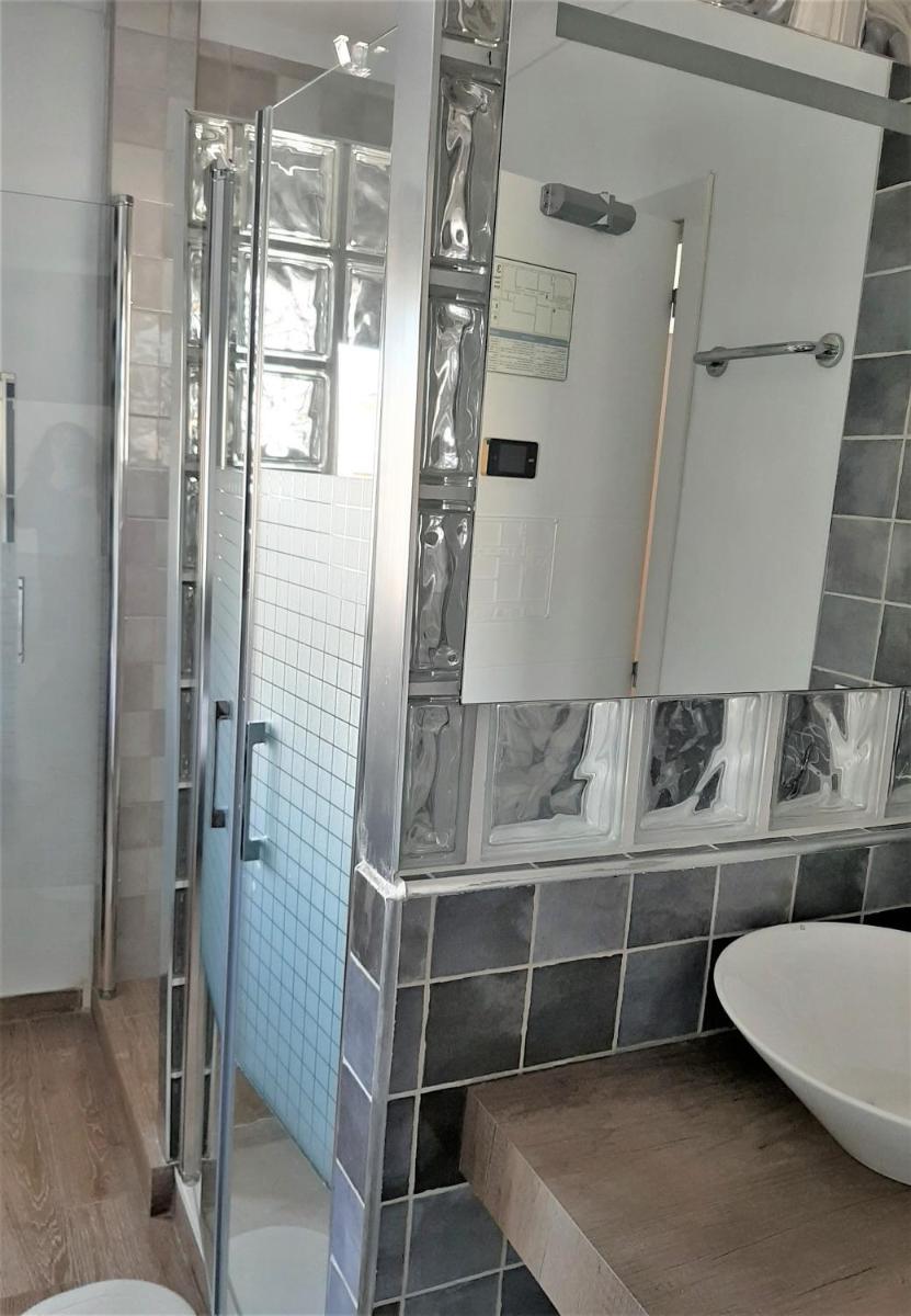 Modern Hostal
