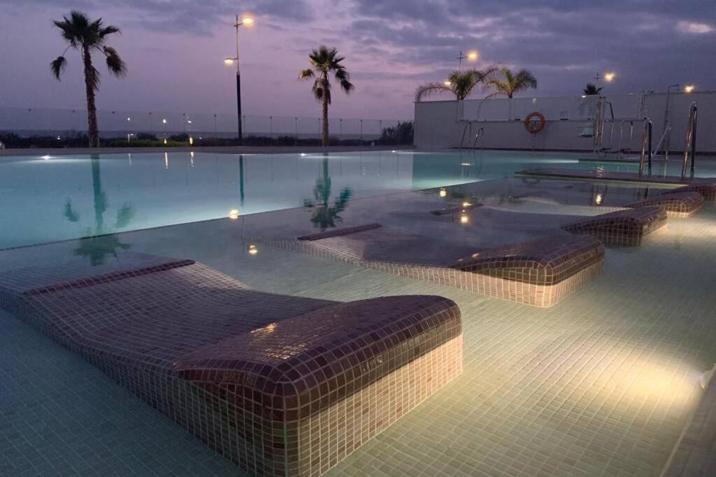 Amazing Duna Beach Seafront Apartament view 3